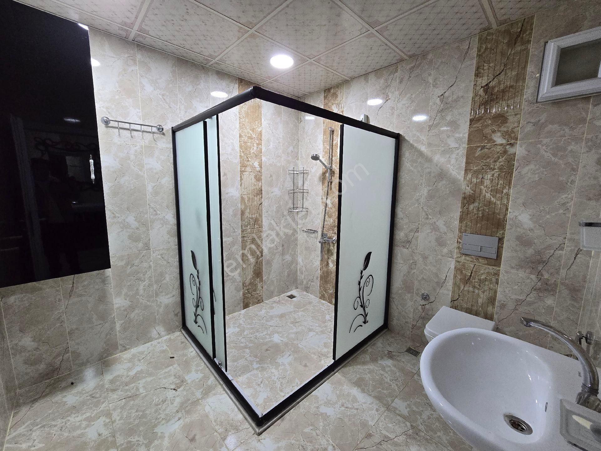 Mıdık Ta 3+1 Kapalı Mutfak 200m² Ev - Görsel 12