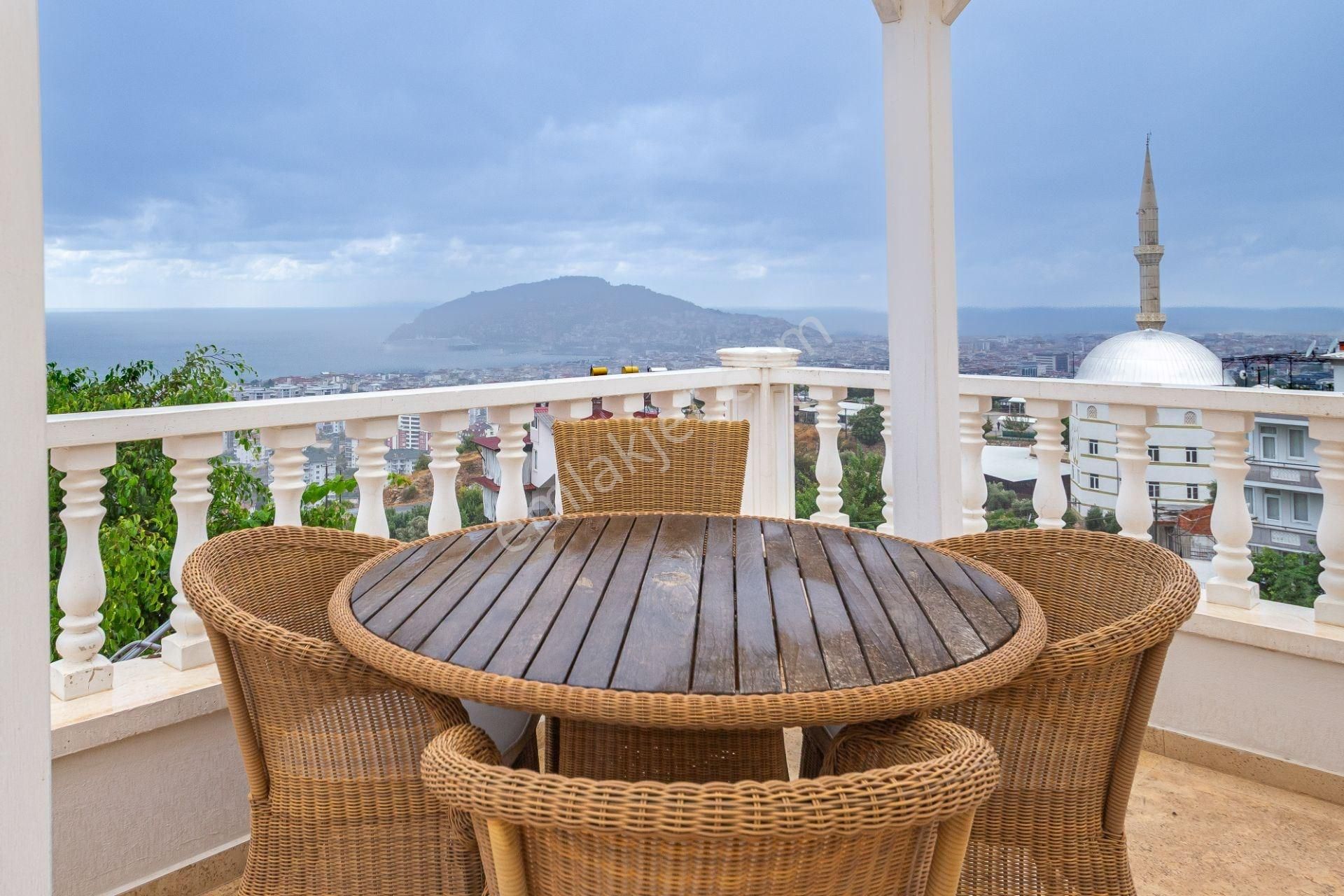 Alanya Cikcilli’de Deniz, Kale Ve Dağ Manzaralı Eşyalı 2+1 Villa - Görsel 34