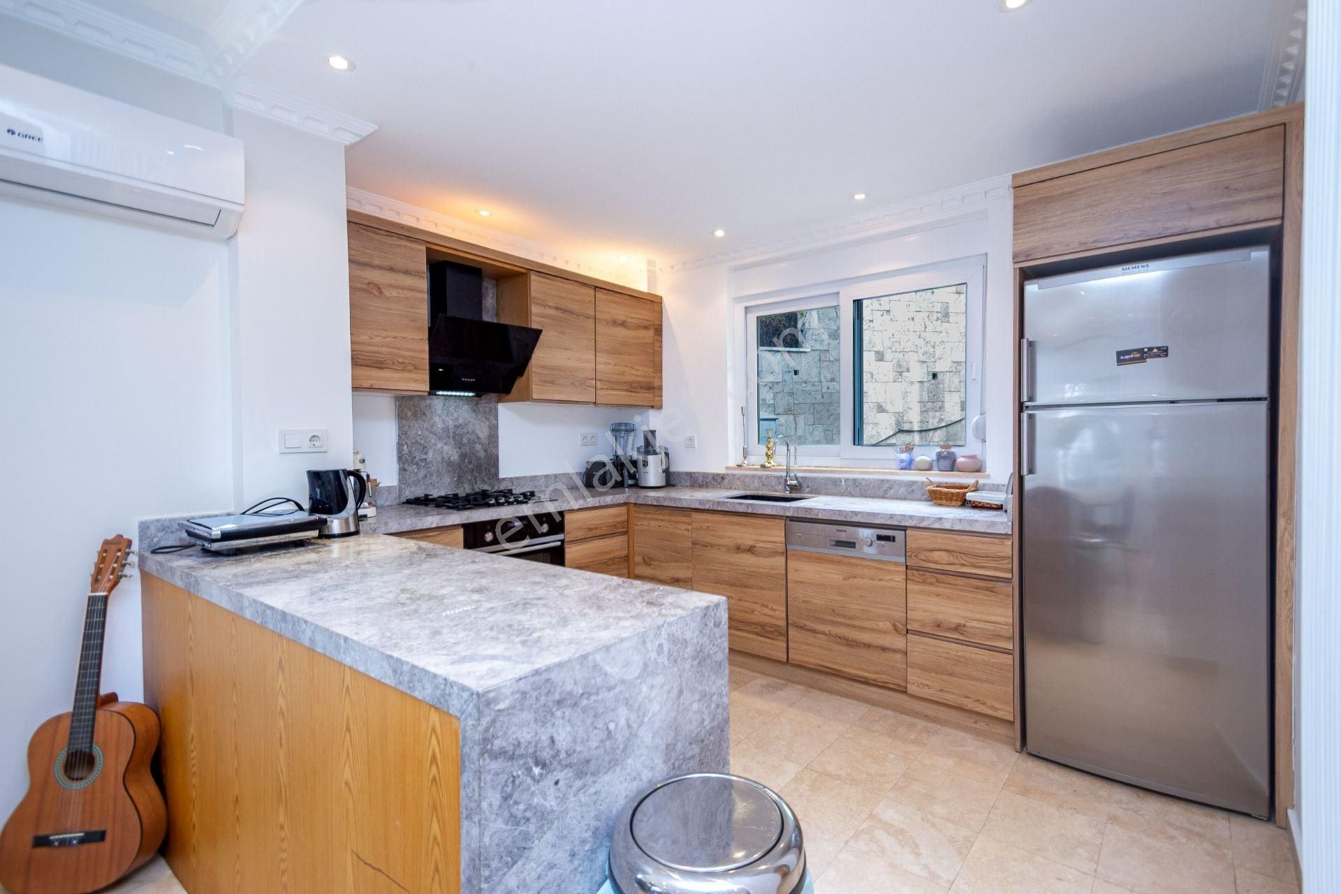 Alanya Cikcilli’de Deniz, Kale Ve Dağ Manzaralı Eşyalı 2+1 Villa - Görsel 5