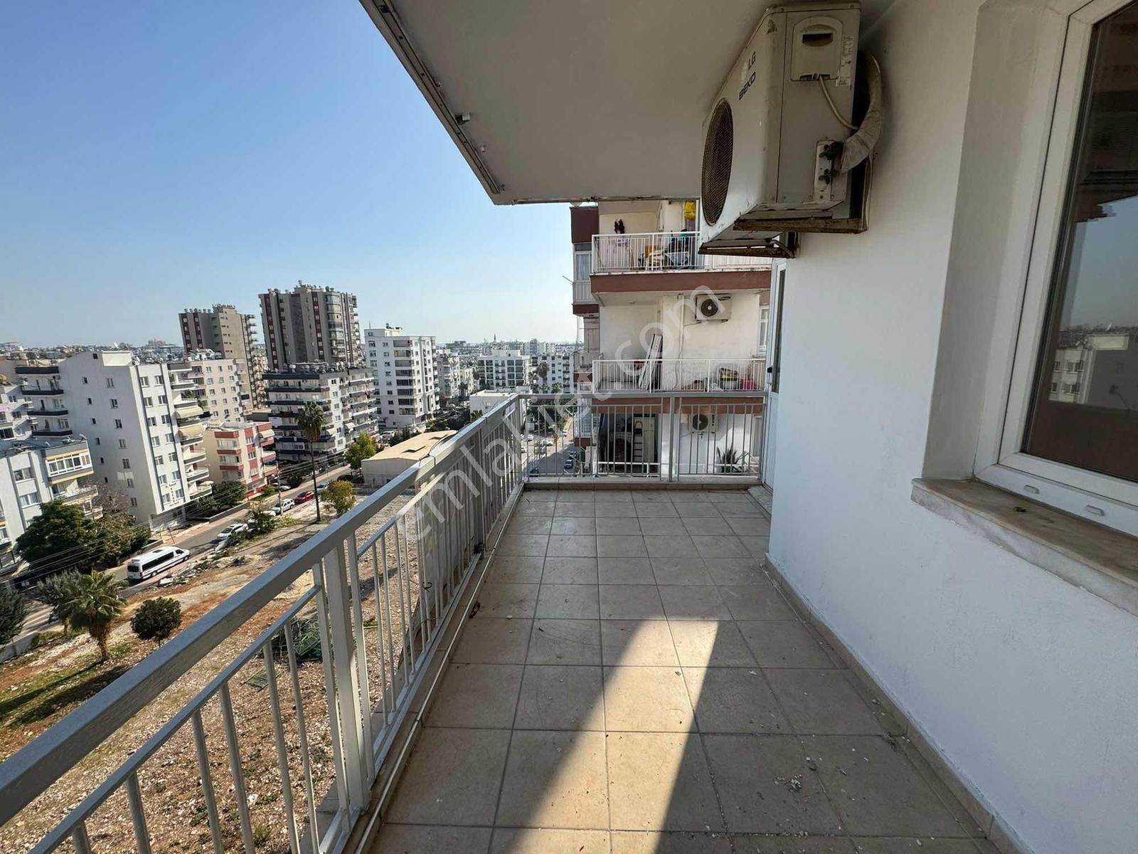 Metin Gayrimenkul'den Forum Civarında 2+1 Doğalğazlı Kiralık - Görsel 13