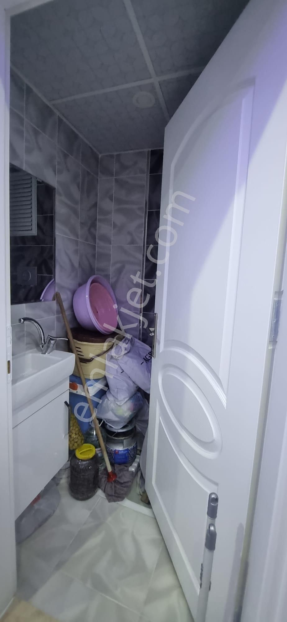 Tombul Emlaktan Yıldıztepe Mahallesinde 2+1 Satılık Daire - Görsel 14