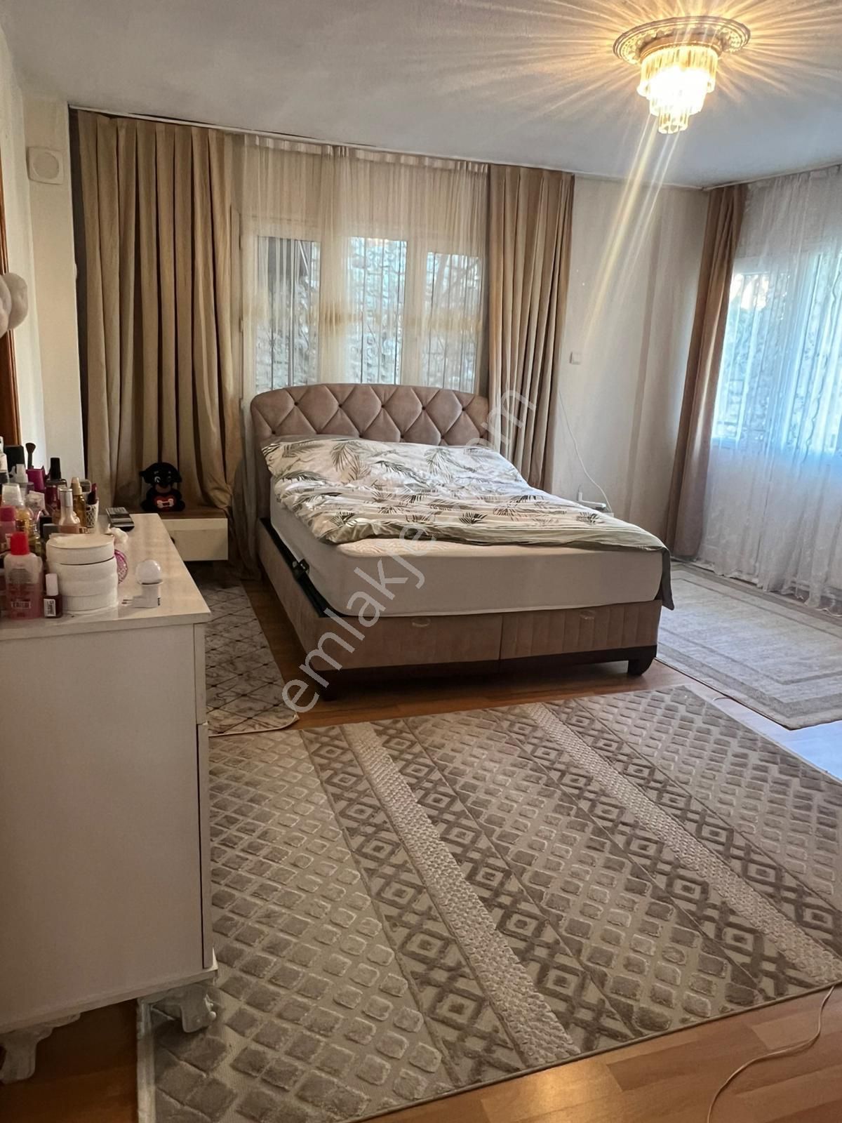 Acill Buca İnönü Mah.de Otokent Yakını 2 Katlı 301m2 İçerisinde Satılık Komple Müstakil Bina (ev) - Görsel 9