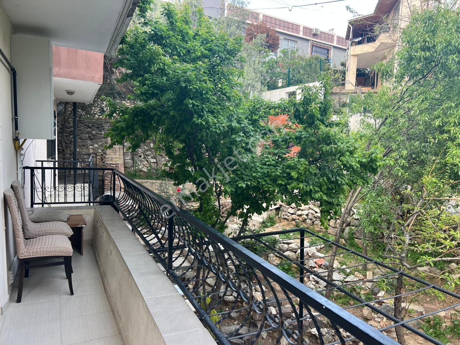 Acill Buca İnönü Mah.de Otokent Yakını 2 Katlı 301m2 İçerisinde Satılık Komple Müstakil Bina (ev) - Görsel 33
