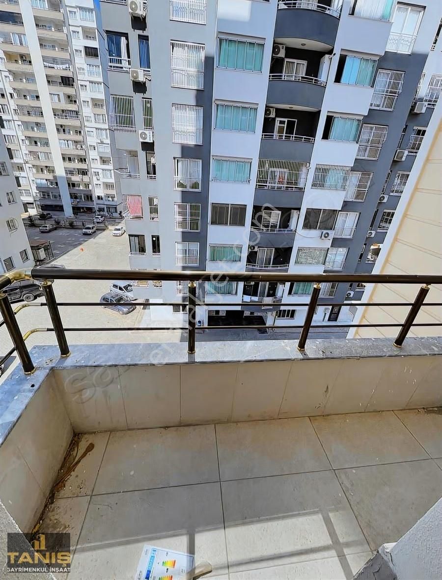 Bölgenin En Prestijli Sitesinden 3+1 Lüks Daire - Görsel 26