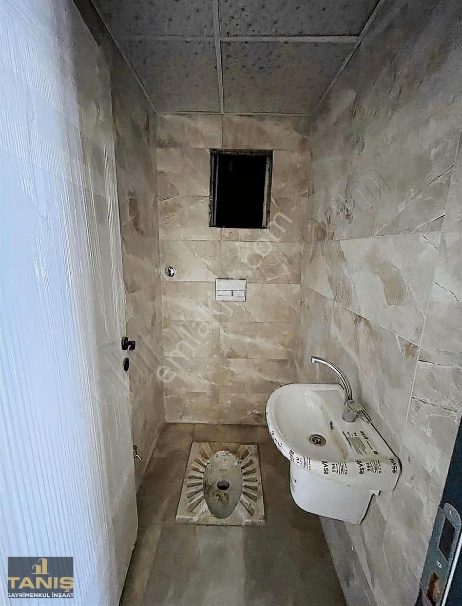 Bölgenin En Prestijli Sitesinden 3+1 Lüks Daire - Görsel 23