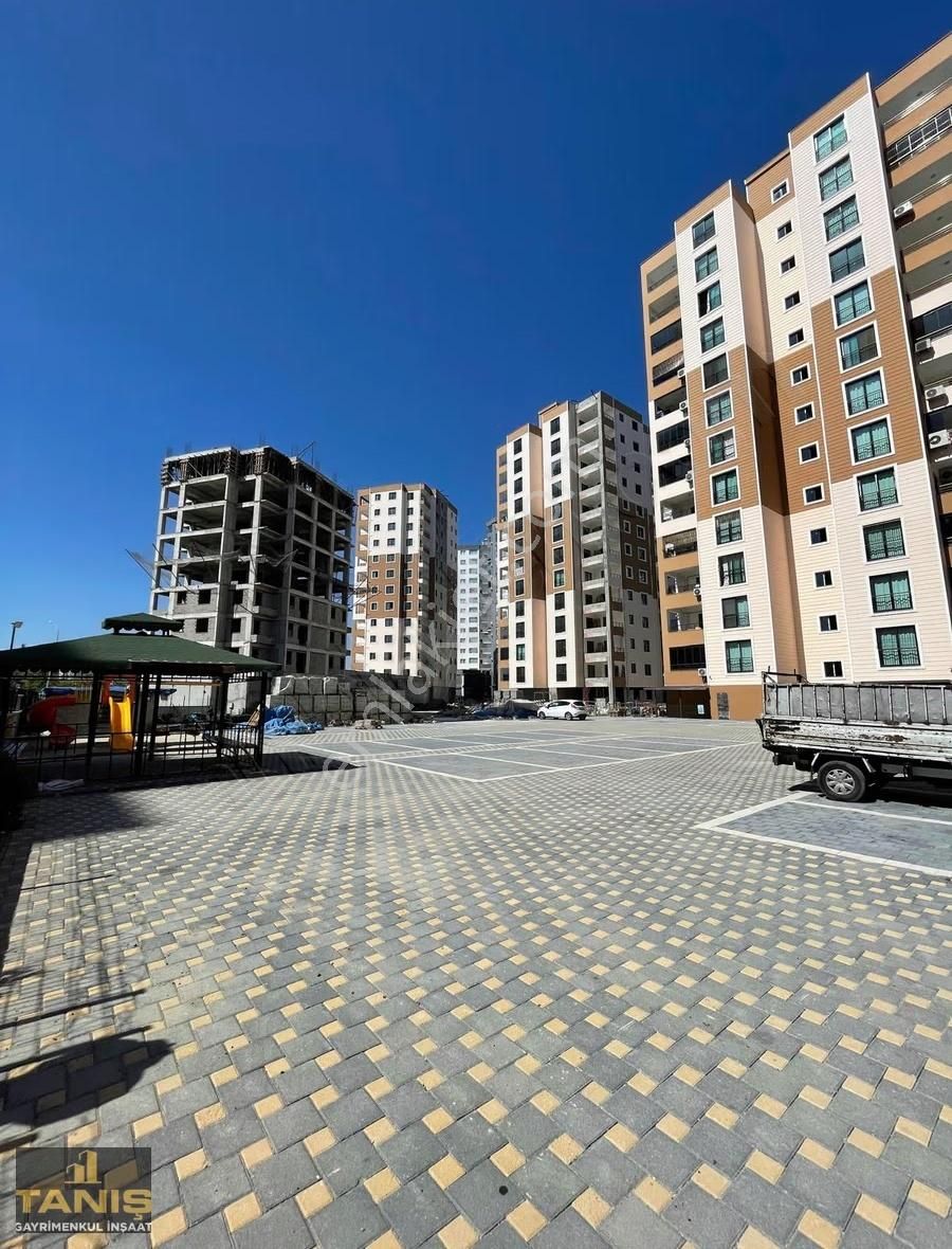 Bölgenin En Prestijli Sitesinden 3+1 Lüks Daire - Görsel 8