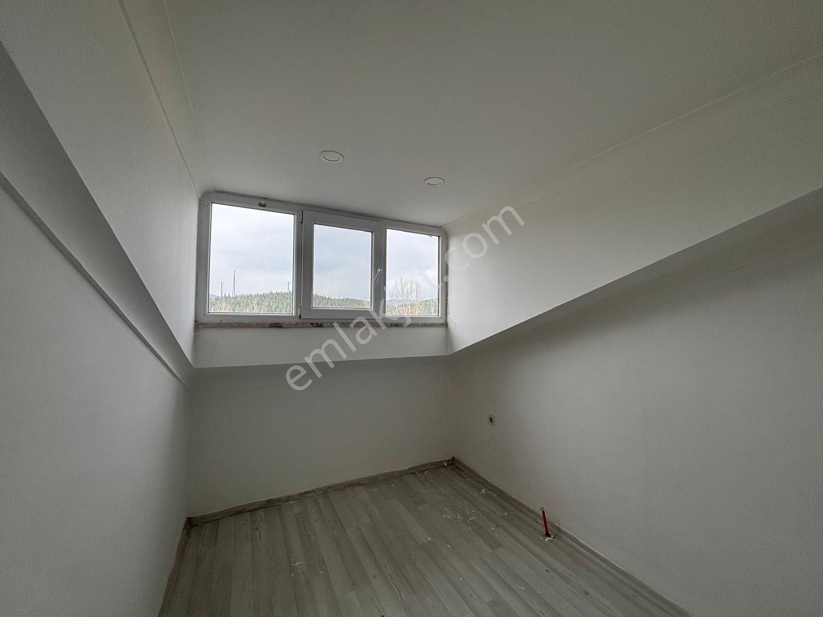 Seydikemer Merkezde 2+1 Kiralık Dubleks Daire - Görsel 2