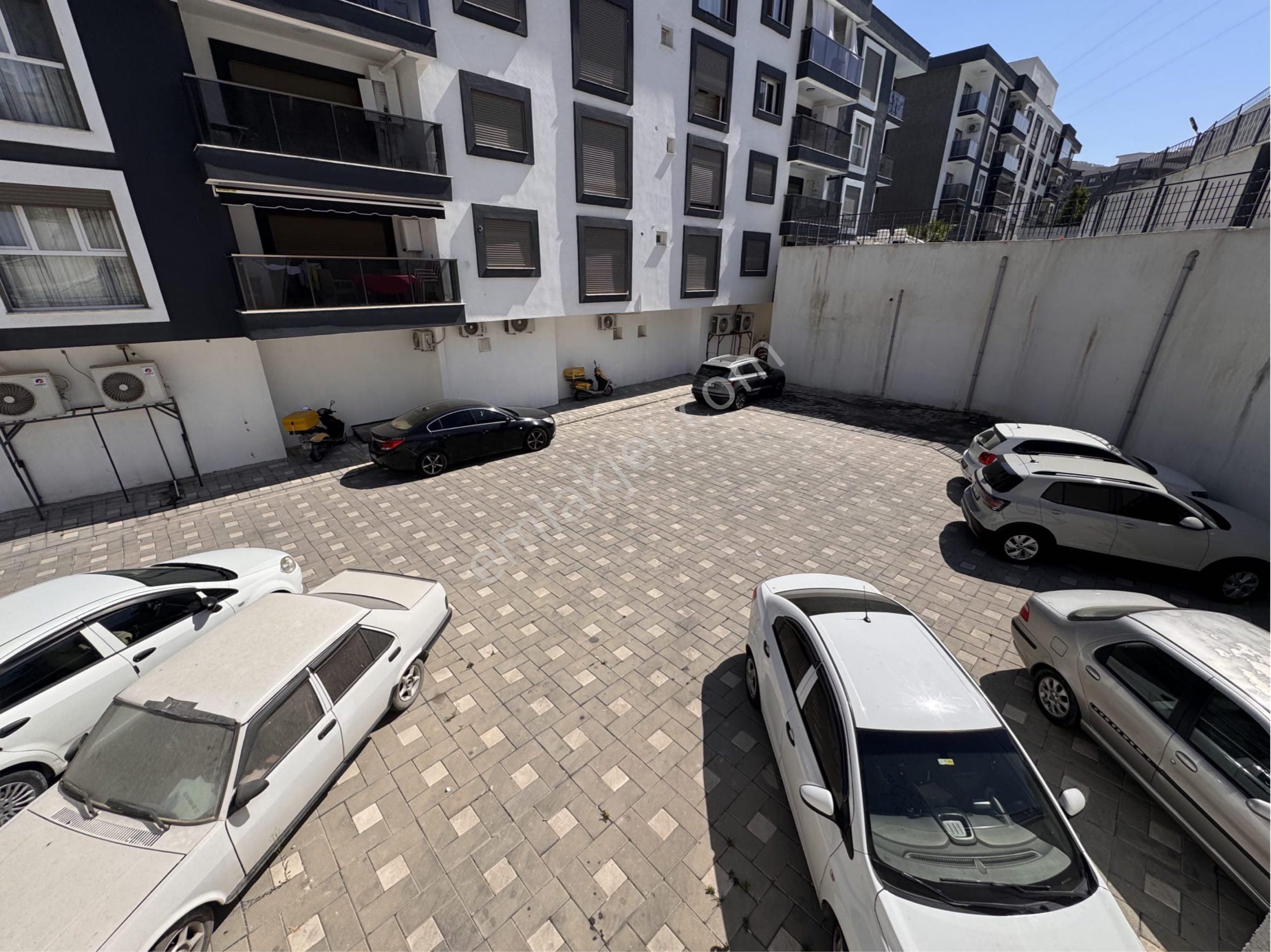 Kuşadası Merkez’de Kat Mülkiyeti Satılık Lüks 2 + 1 Daire - Görsel 19