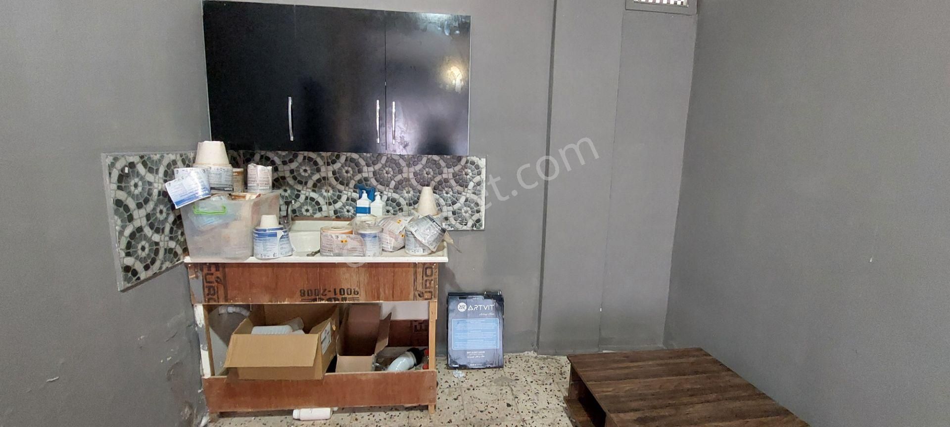 Karşıyaka Elit Sitesinde Kiralık İşyeri Kanıt Emlaktan - Görsel 16