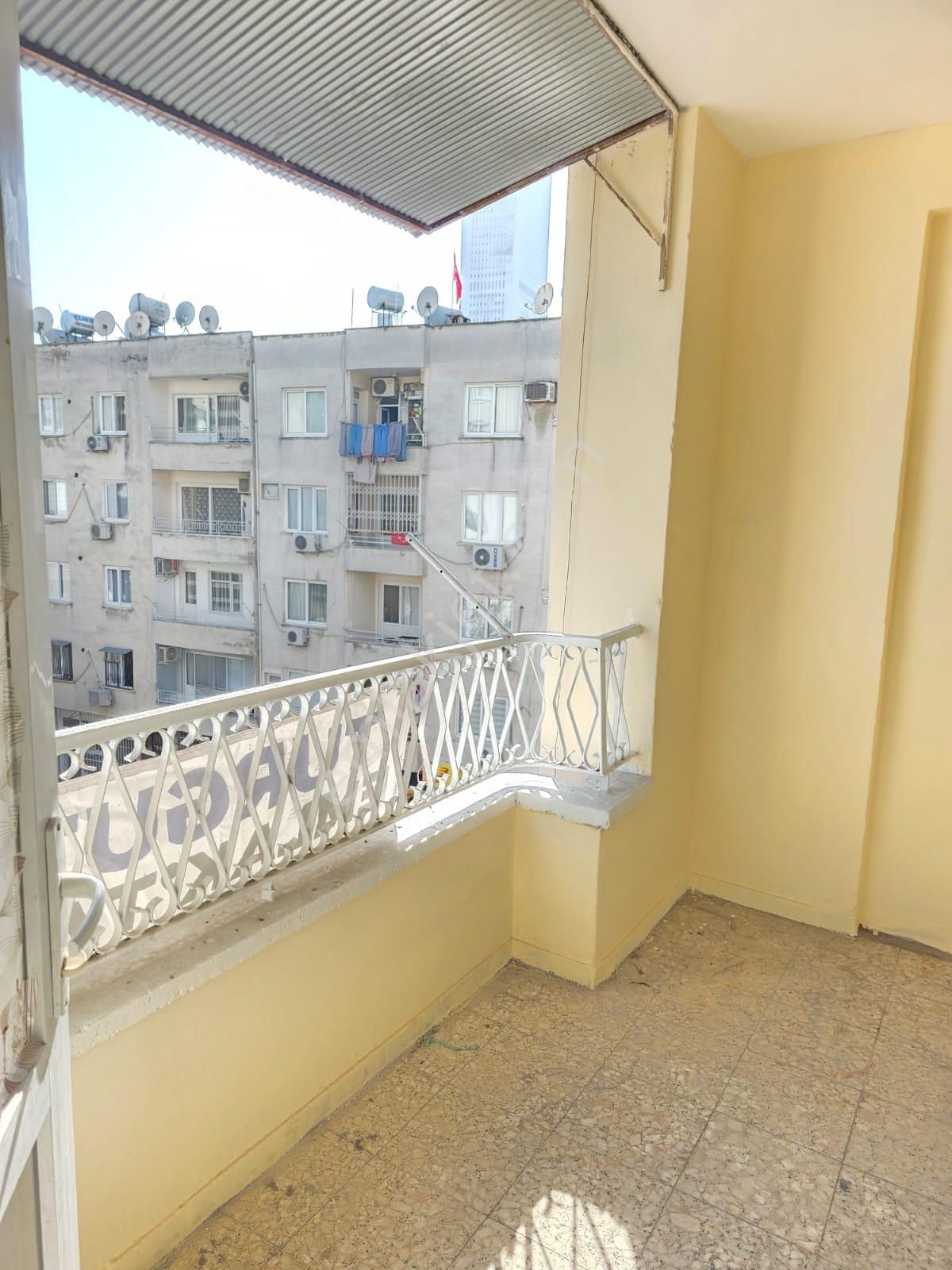 Nusratiye Mahallesinde 3+1 140 M² Acil Satılık Daire