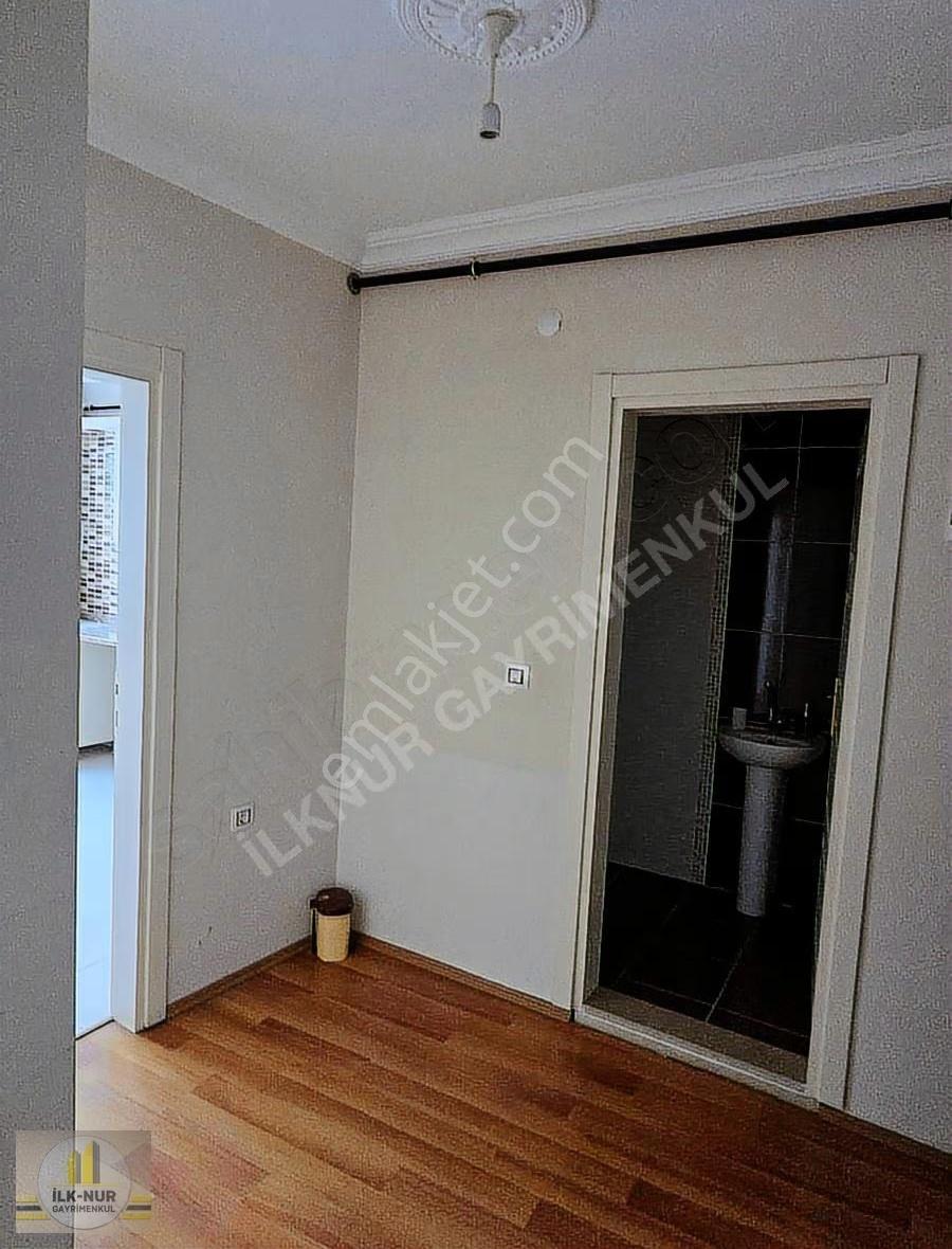 Acill Trabzon Pelitli Havaalanı Karşısı 90 M2 3.kat 2+1 Sahile 50 Mt - Görsel 12