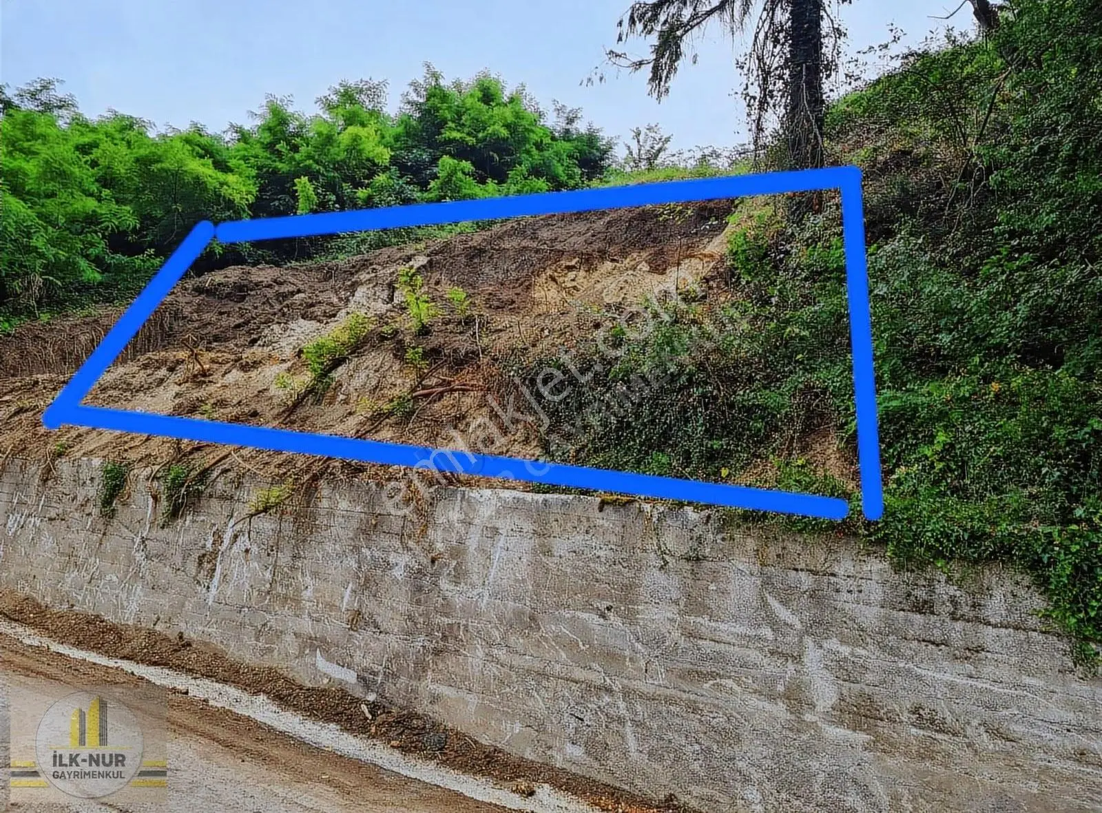 Çağlayan Merkeze 800 Metre Mesafede 120minşat Alanlı Yol Kenarı - Görsel 4
