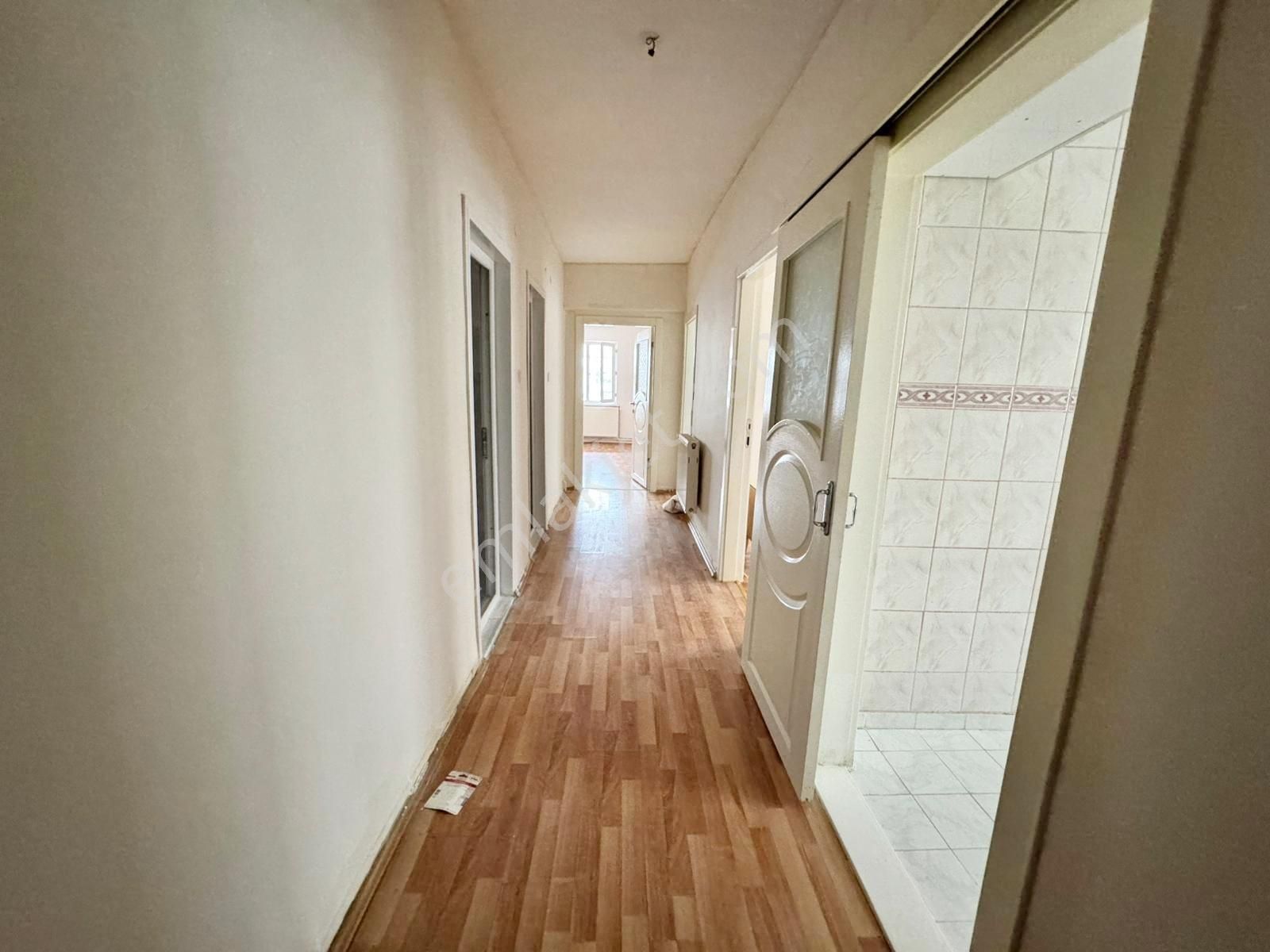 Plevne Mah'de Kredi-eminevim'e Uygun Trene Yakın Ön Cephe Daire - Görsel 29