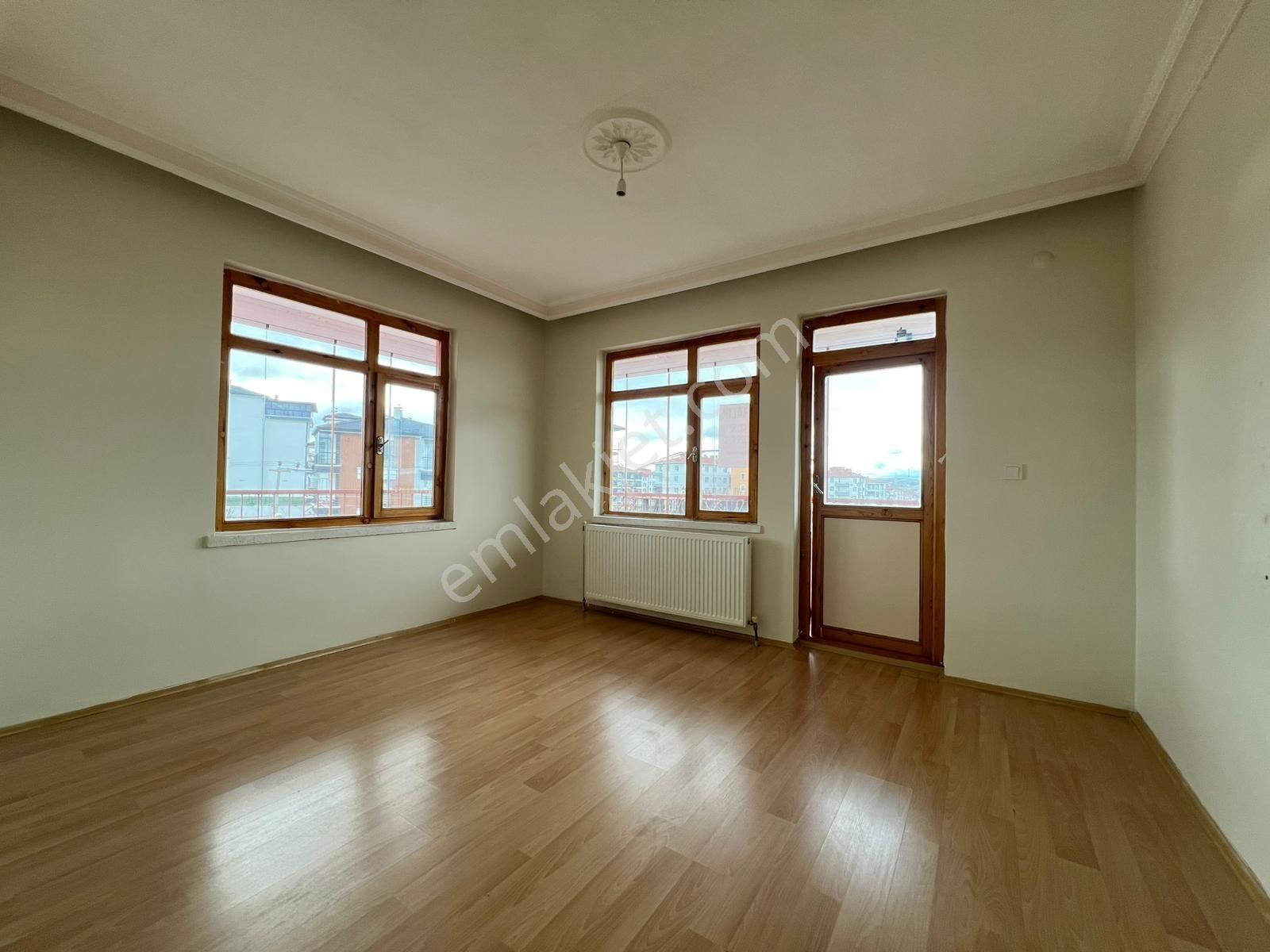 Engin Emlak'tan Akyurt Yeşiltepe Mah. Cadde Üzerinde Kiralık 3+1 - Görsel 21