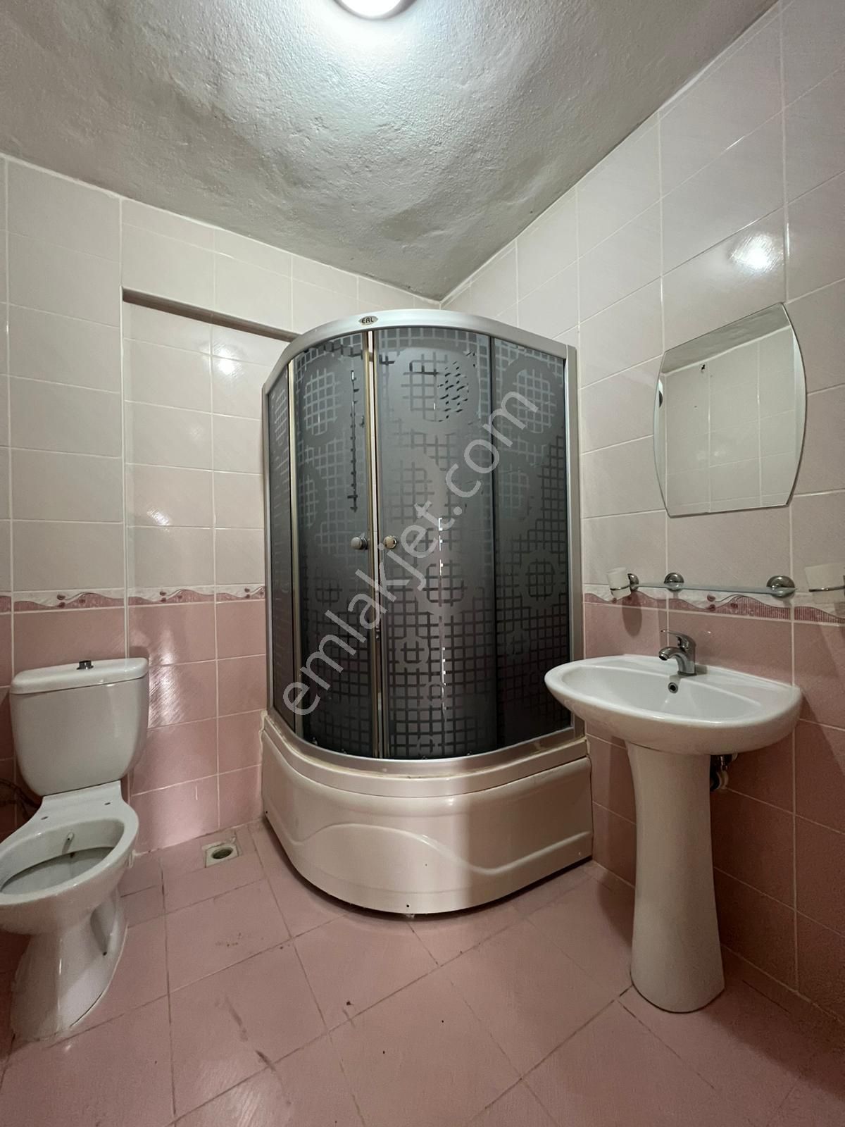 Engin Emlak'tan Akyurt Yeşiltepe Mah. Cadde Üzerinde Kiralık 3+1 - Görsel 15