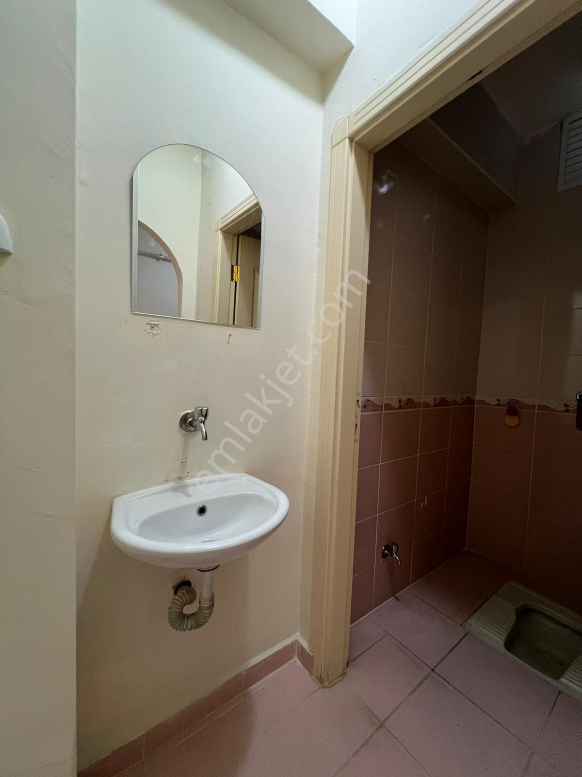 Engin Emlak'tan Akyurt Yeşiltepe Mah. Cadde Üzerinde Kiralık 3+1 - Görsel 29