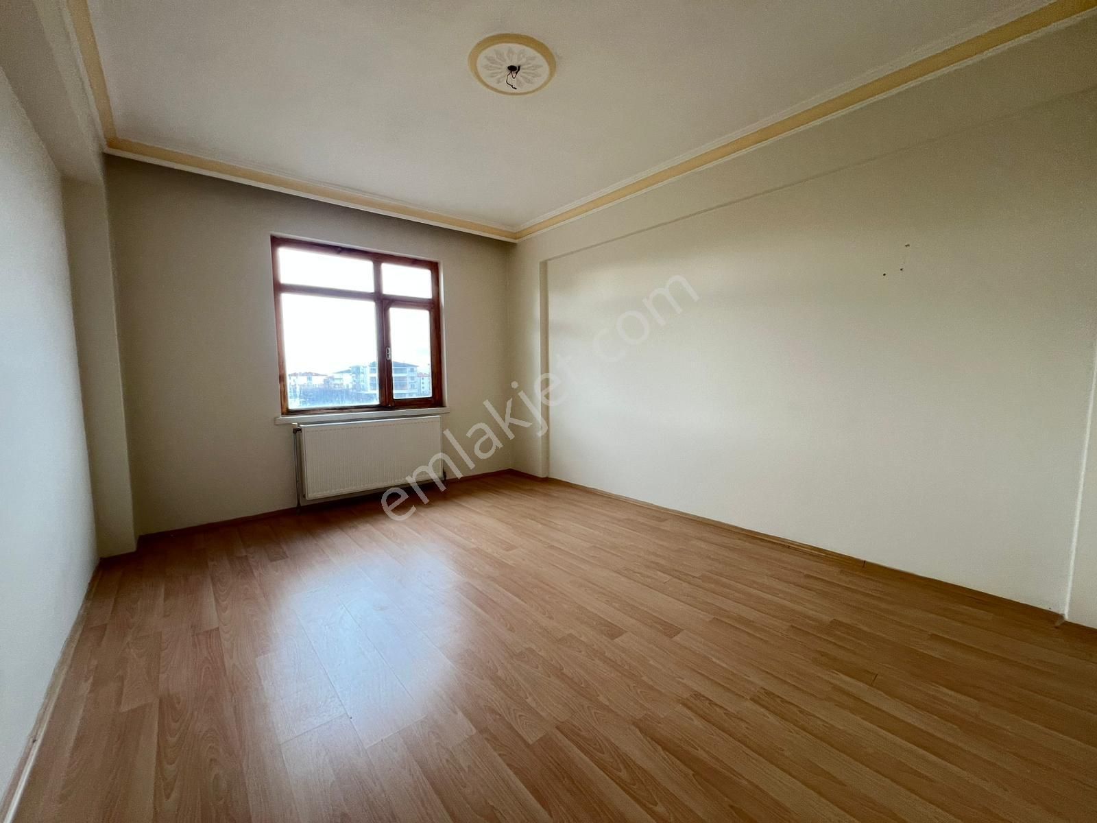 Engin Emlak'tan Akyurt Yeşiltepe Mah. Cadde Üzerinde Kiralık 3+1 - Görsel 27