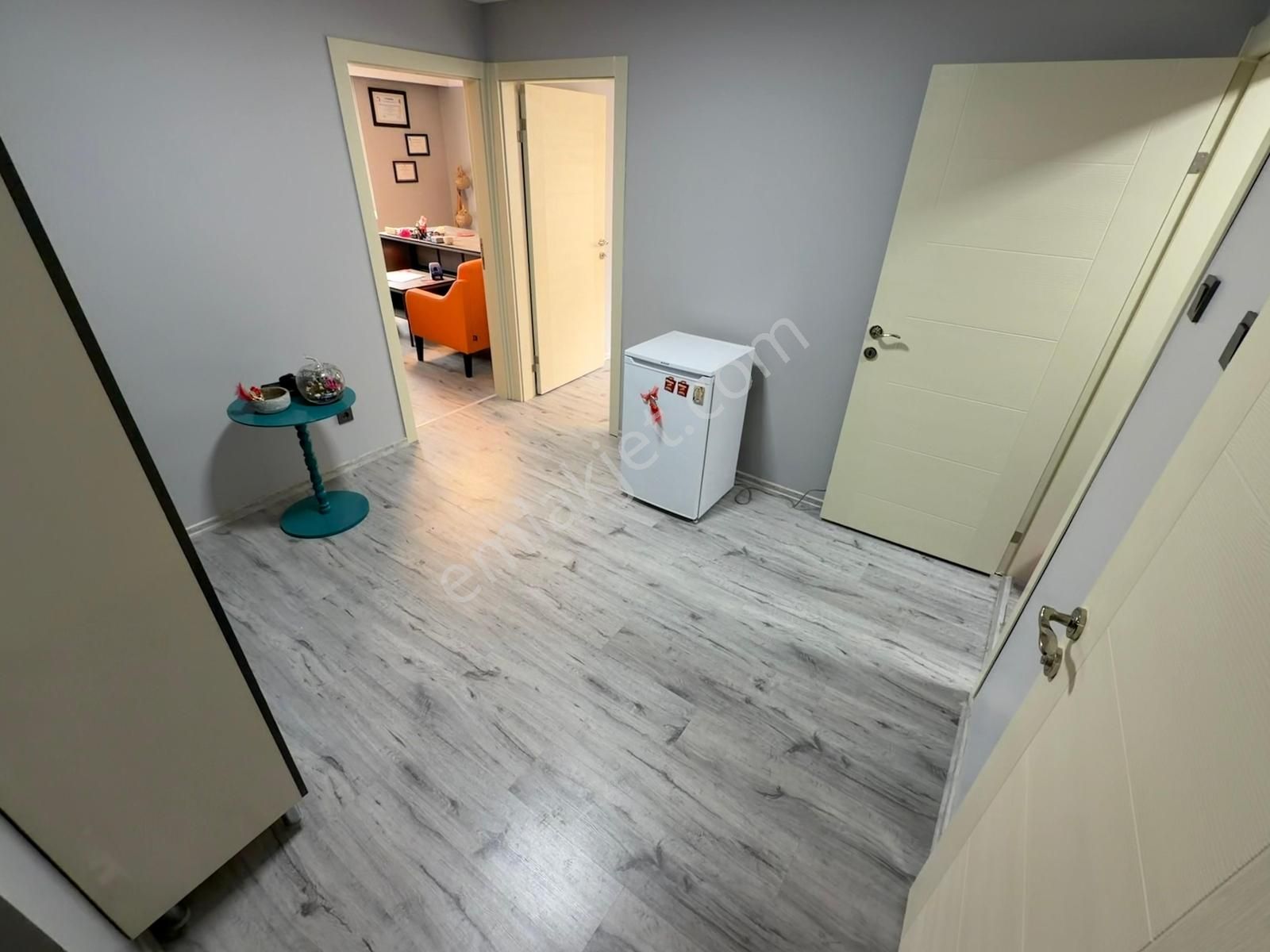 Kılıçsoy'dan Necatibey Cad. Eşyalarıyla Satılık 1+1 Ofis - Görsel 10