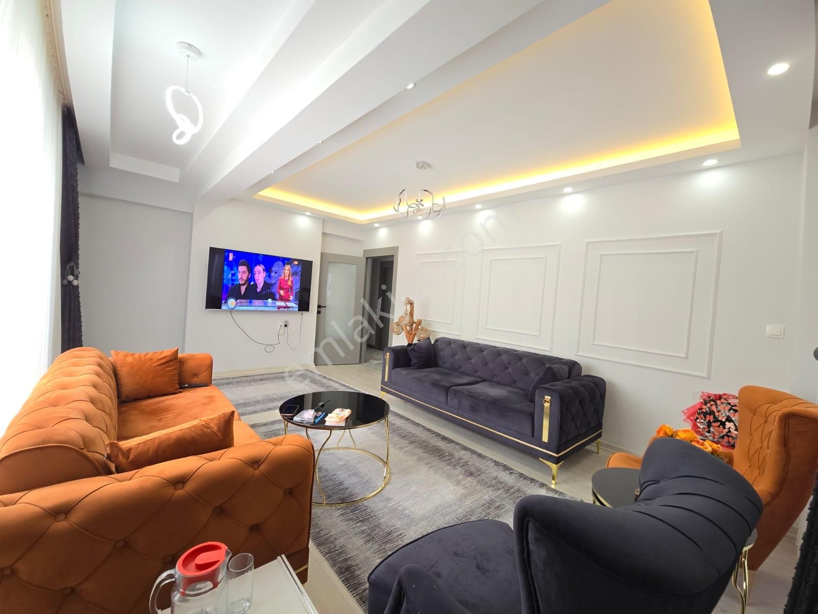 Cadde Üstü Ön Cephe Kış Bahçeli 1. Katta 4+1 Ultra Lüks Daire - Görsel 13