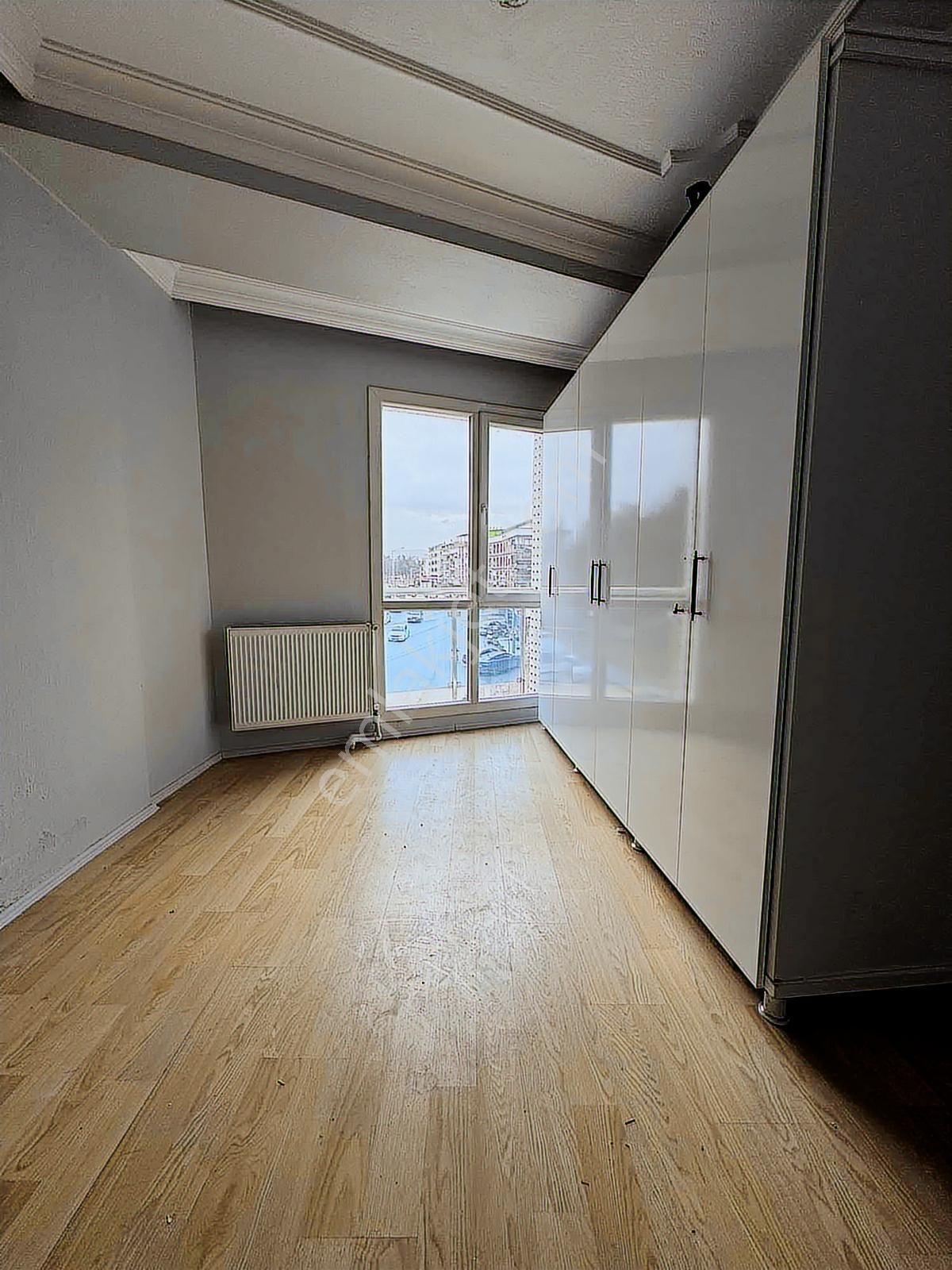 Buca İnönü Mah 90 M2 Cadde Üzeri Dgazlı Kiralık 2.kat Köşe Daire - Görsel 14