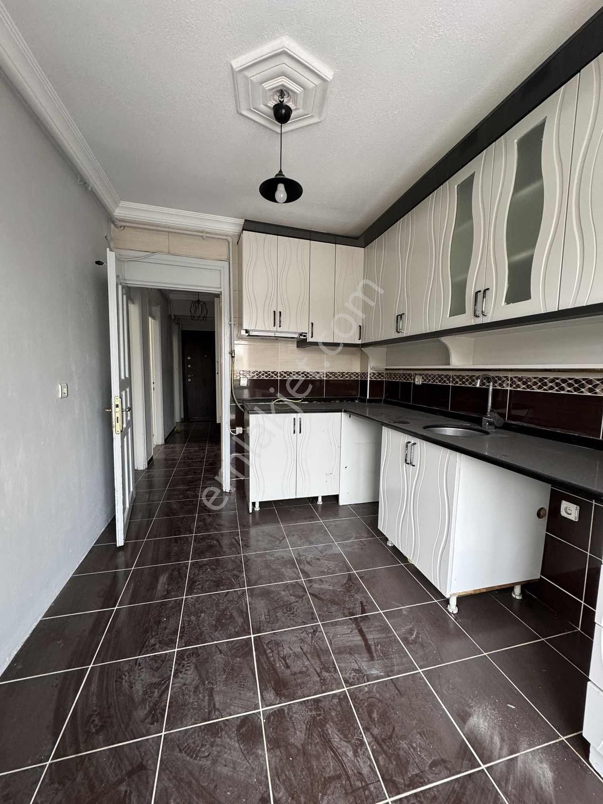 Buca İnönü Mah 90 M2 Cadde Üzeri Dgazlı Kiralık 2.kat Köşe Daire - Görsel 16