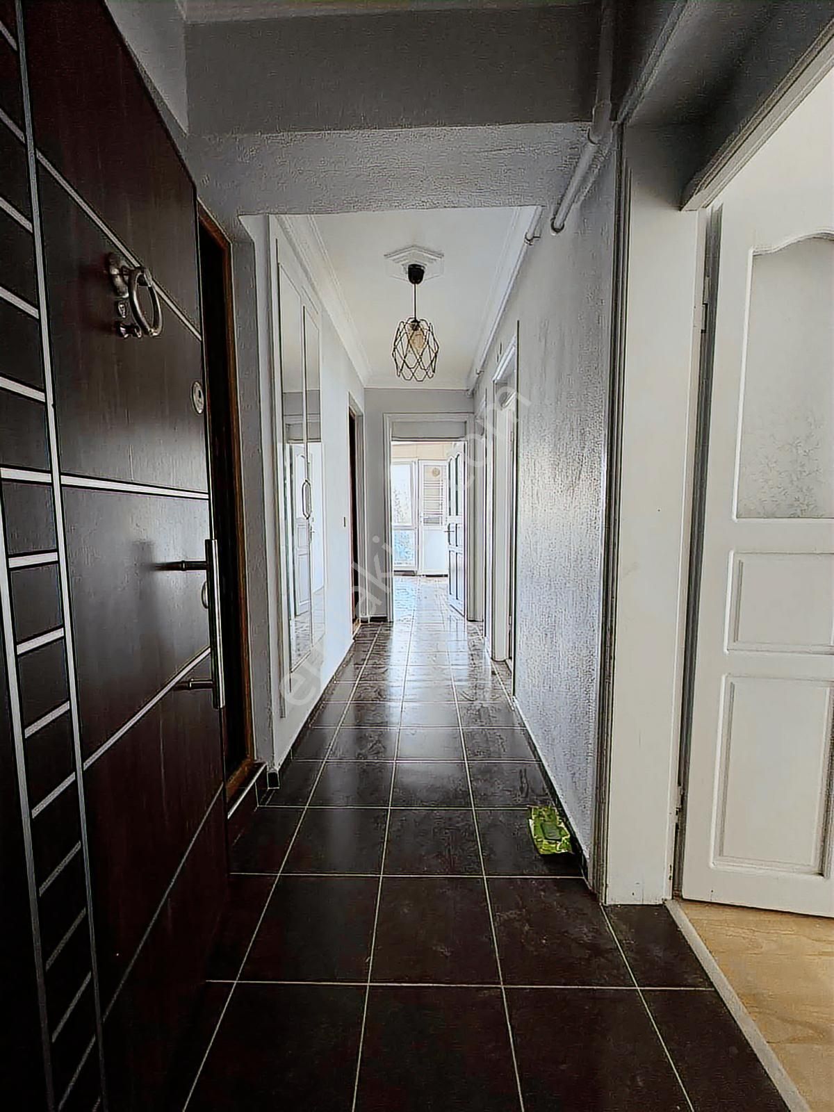 Buca İnönü Mah 90 M2 Cadde Üzeri Dgazlı Kiralık 2.kat Köşe Daire - Görsel 26