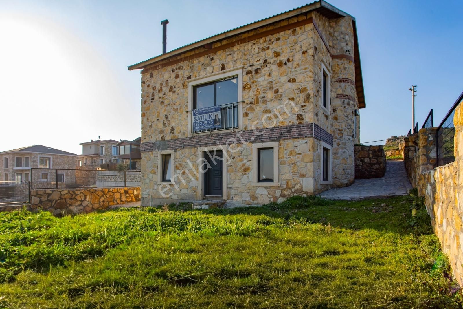 Foça Bağarası Villalar Bölgesinde Satılık Müstakil 5+2 Taş Villa - Görsel 23