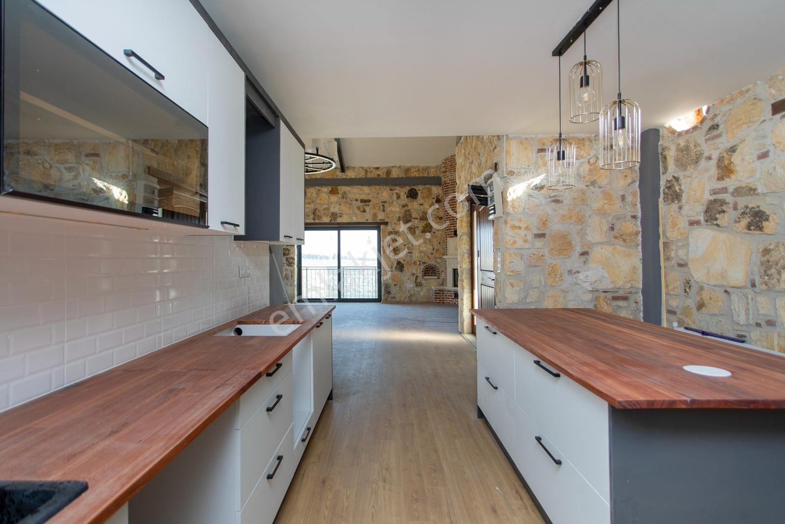 Foça Bağarası Villalar Bölgesinde Satılık Müstakil 5+2 Taş Villa - Görsel 27