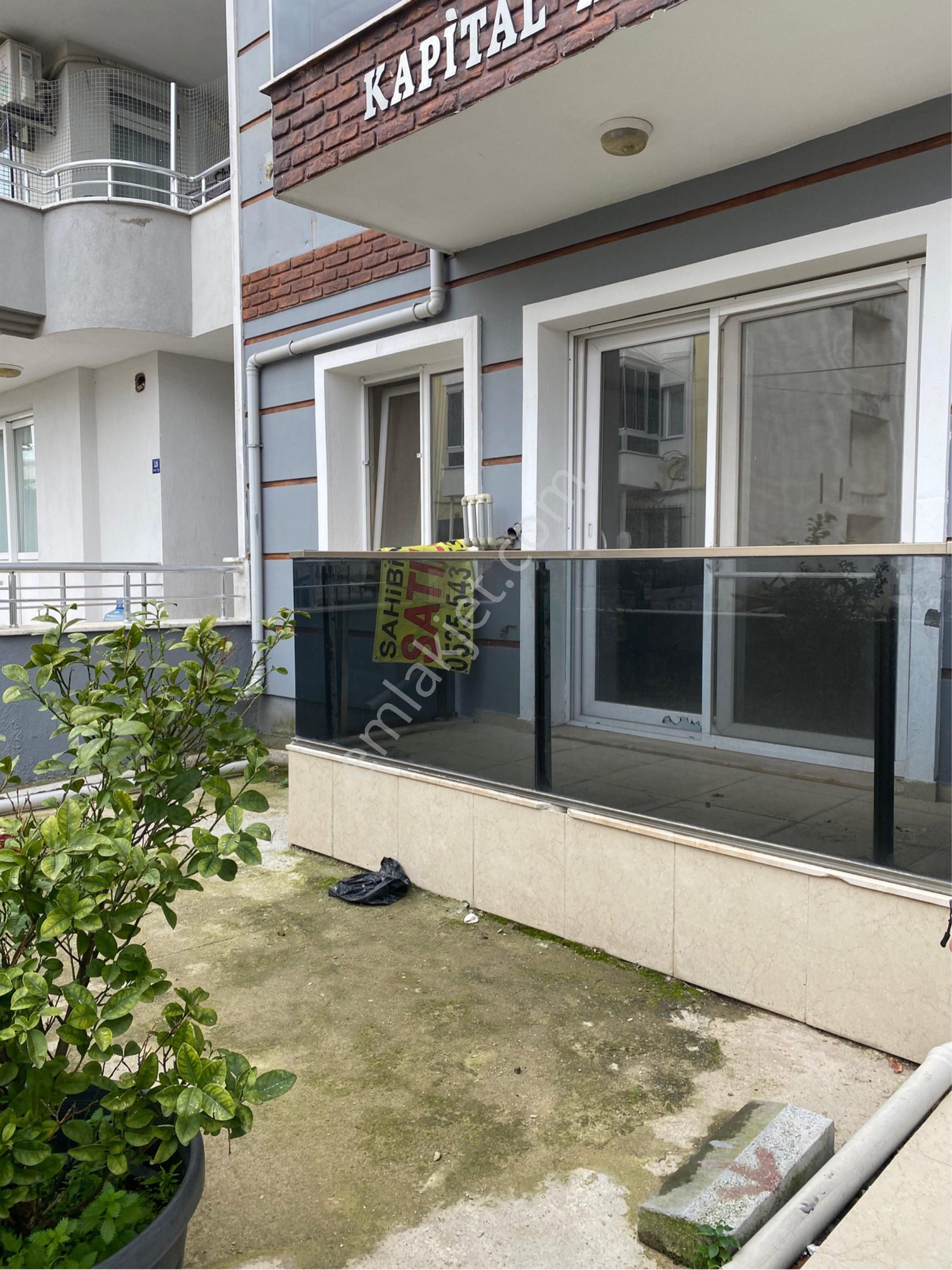 Kuşadası Davutlarda Merkezde Çift Cephe Çift Bahçeli Çok Geniş 2+1 Daire