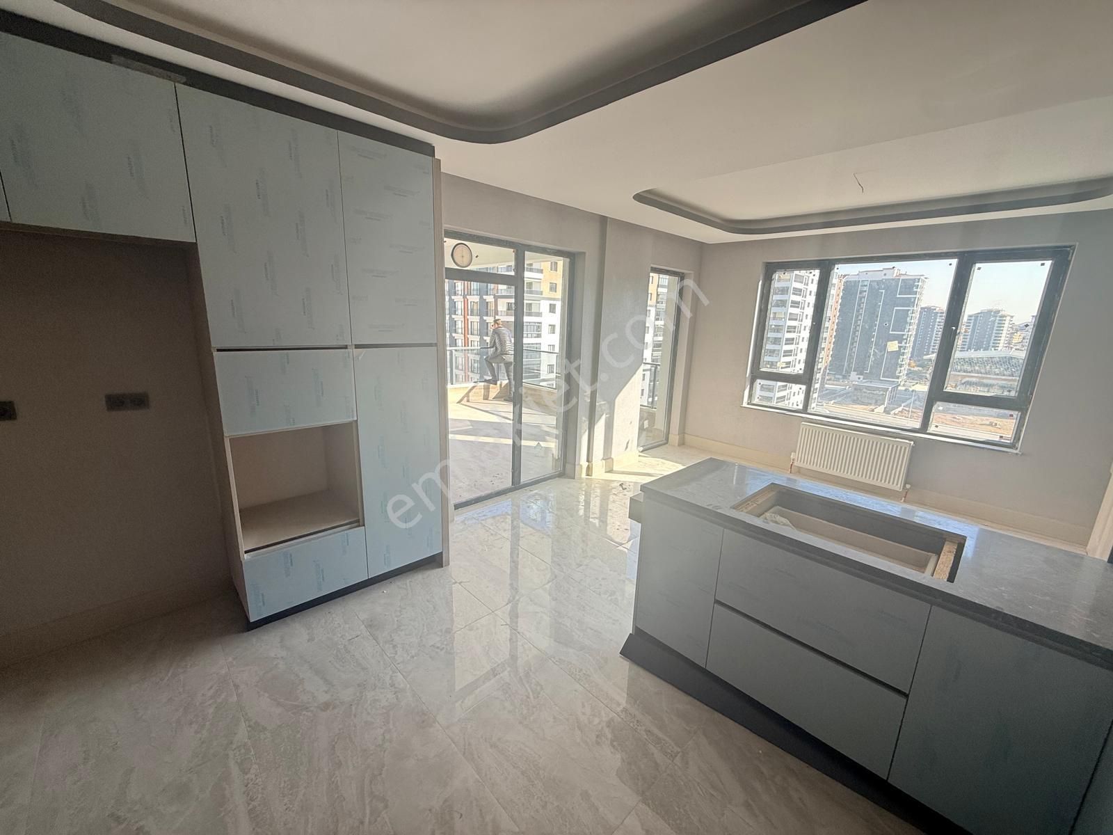 Ovacık Merkezde 4+1 200 M2 Sosyal Donatılı Kaçmaz Lüx Rezidans - Görsel 6