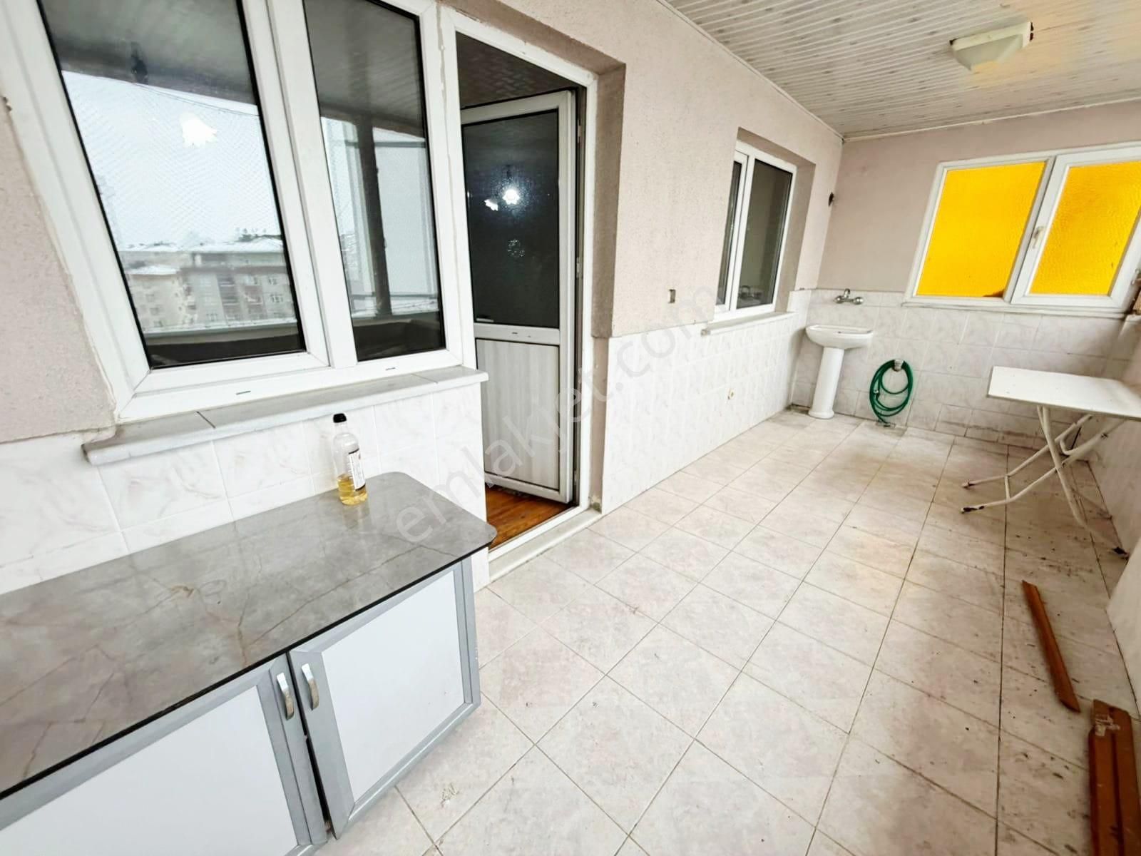 !!! Kelepir !!! 21m² Arsa Paylı - Subayevlerinde - Geniş 2+1 - Görsel 13