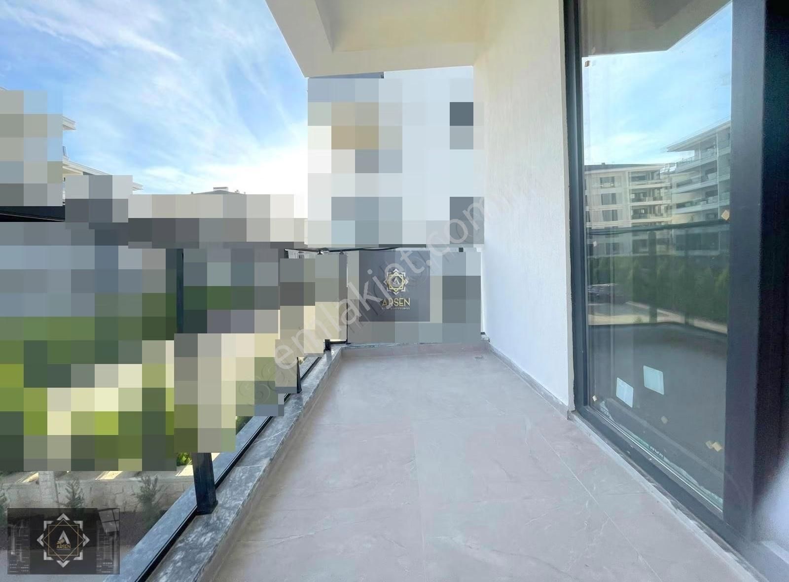 Arsenden Yenişafakta Ultra Lüks Çok Ferah 3+1 Satılık Daireler