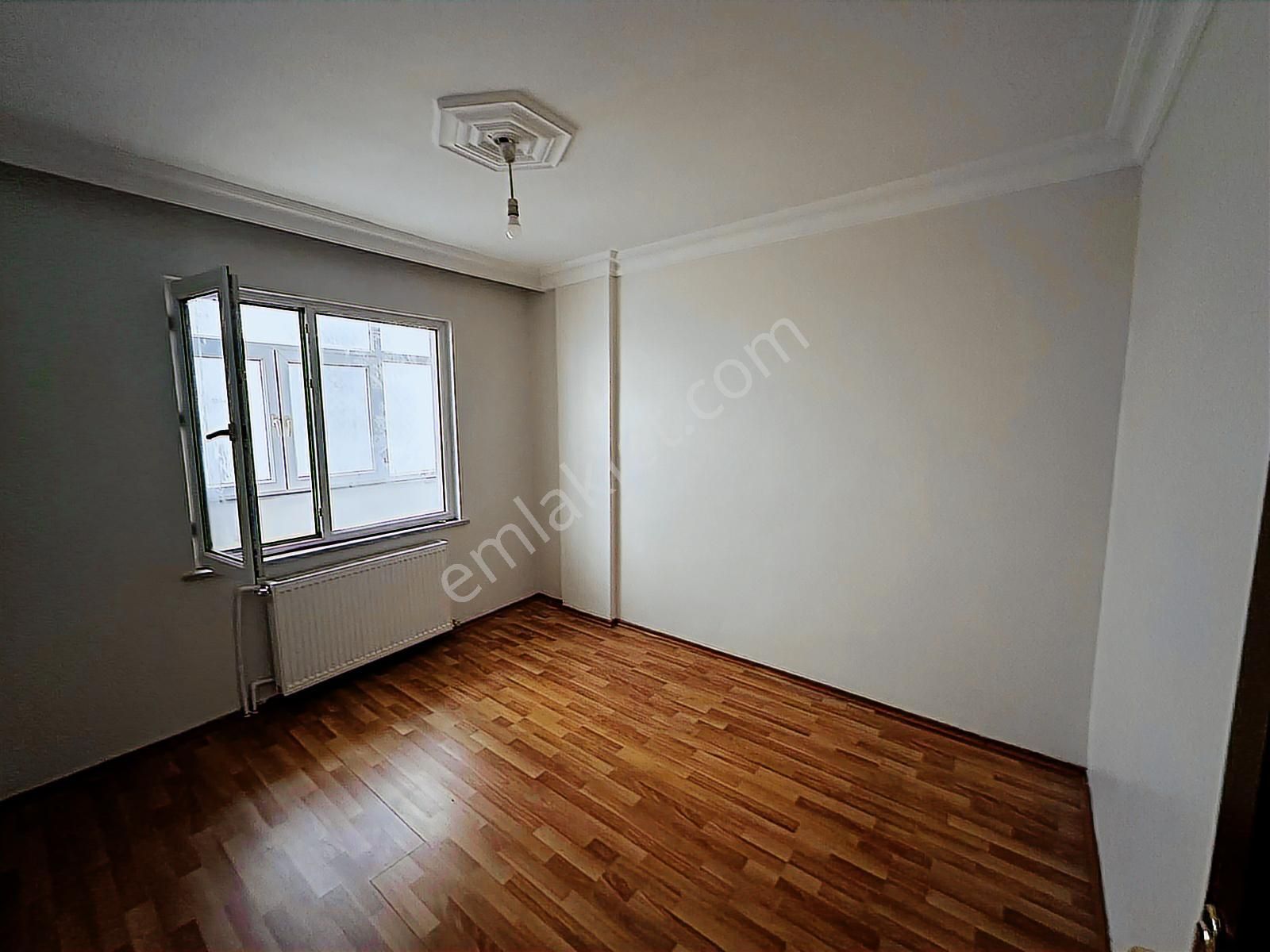 Gaziosmanpaşa Merkez'de | Meydana 1 Dk | Kiralık 2+1 Daire - Görsel 3