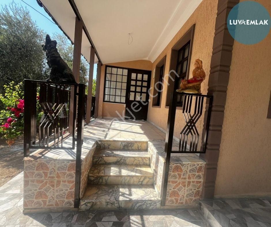 Didim Akbük'te Denize 500 Mt Mesafede Deniz Manzaralı Geniş Bahçeli 4+1 Yazlık - Görsel 5