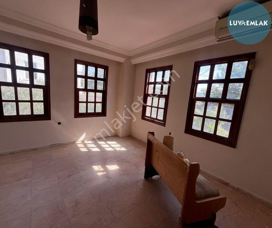 Didim Akbük'te Denize 500 Mt Mesafede Deniz Manzaralı Geniş Bahçeli 4+1 Yazlık - Görsel 16