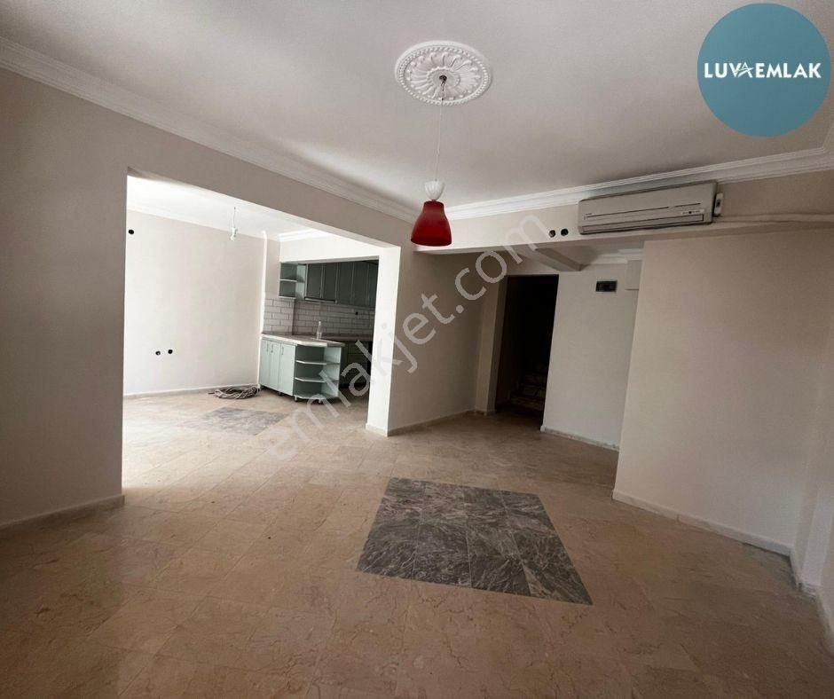 Didim Akbük'te Denize 500 Mt Mesafede Deniz Manzaralı Geniş Bahçeli 4+1 Yazlık - Görsel 8