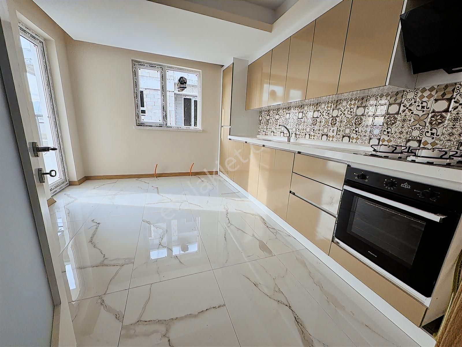 Ekşioğlu Gyd'den 3+1 Ebevn Banyolu %80ine Kredi İle Sıfır Daire