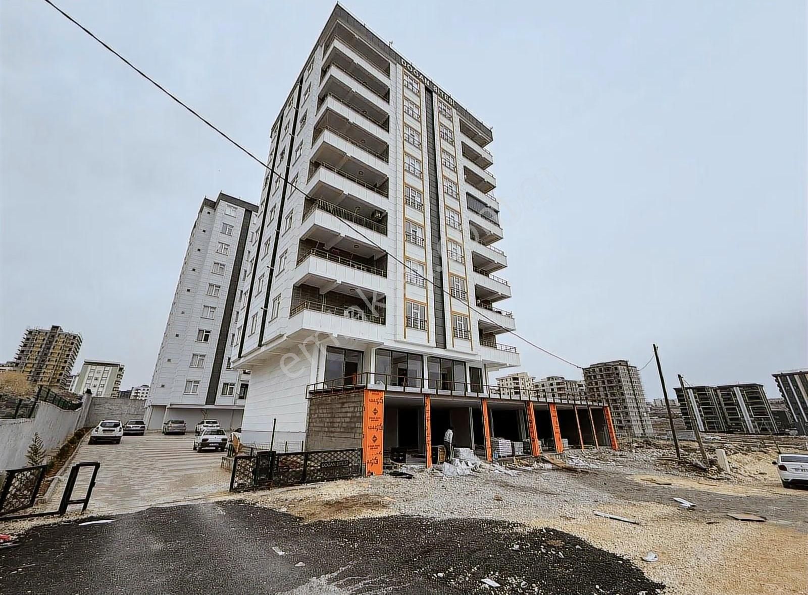 Burhan Kılınç'dan Acil Satılık 2+1 Geniş Ebeveyn Banyolu