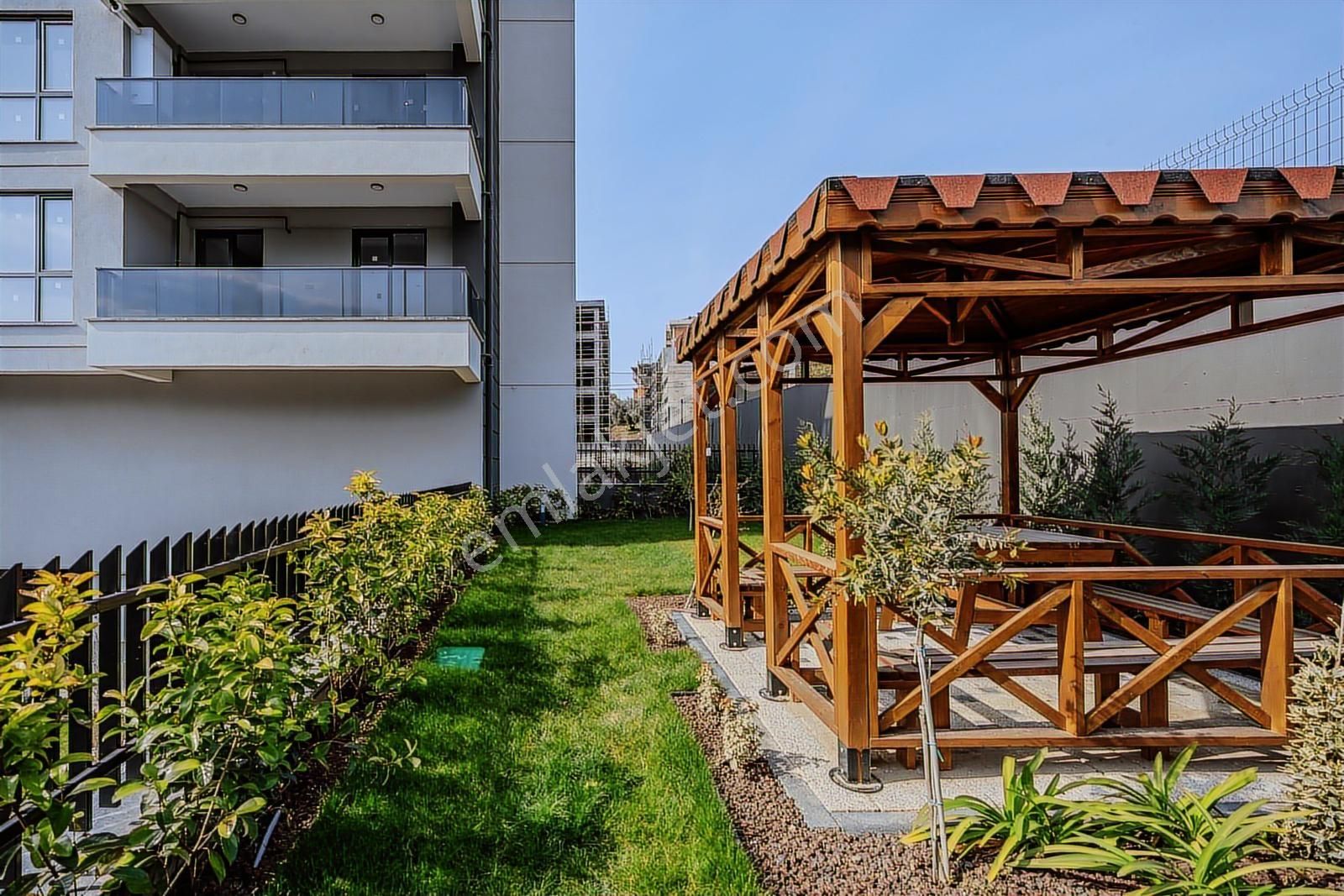 Prestijli Konum Balat'ta Satılık Ayrı Mutfak 2+1 - Görsel 9