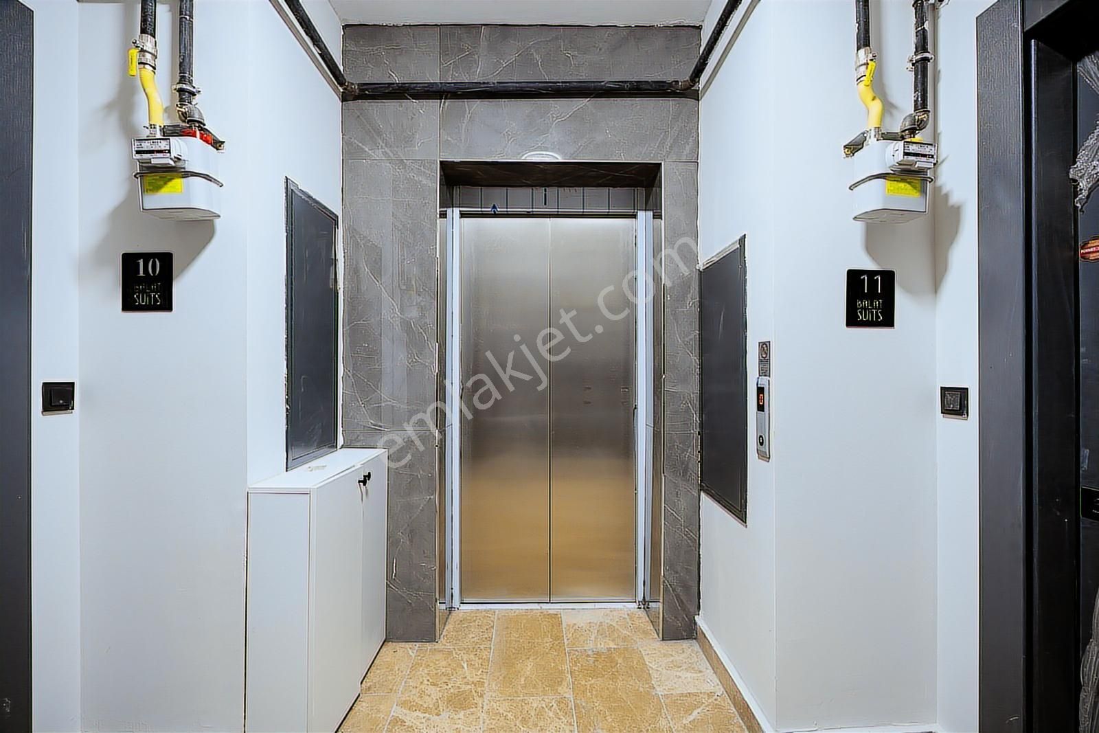 Prestijli Konum Balat'ta Satılık Ayrı Mutfak 2+1 - Görsel 11