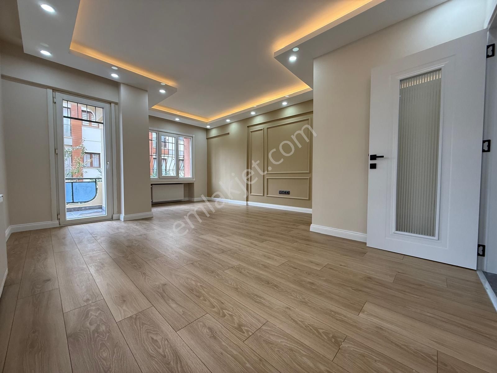 █ Konfor █ Küçükyalı İbni Sina Tıp Merkezine Komşu Ara Kat 2+1