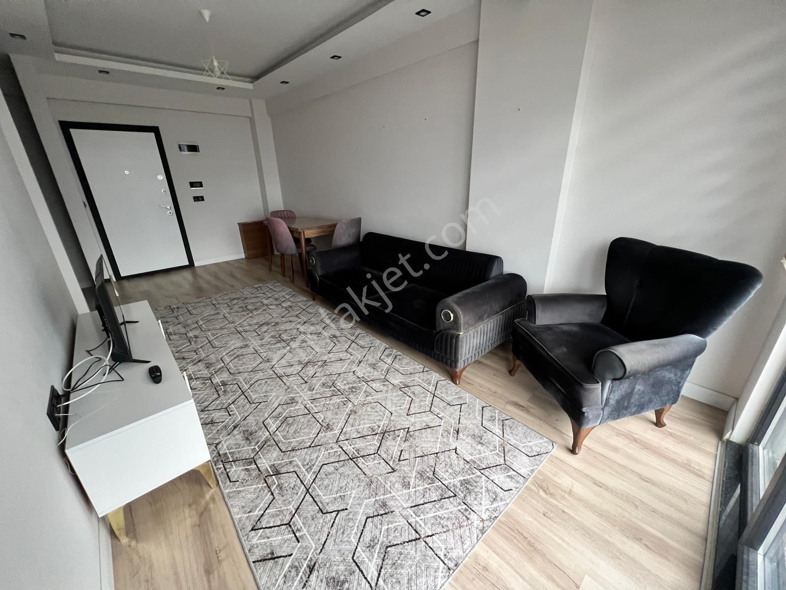 Redstone'dan Uysal Boulevard'da Full Eşyalı Kiralık 1+1 Daire - Görsel 12