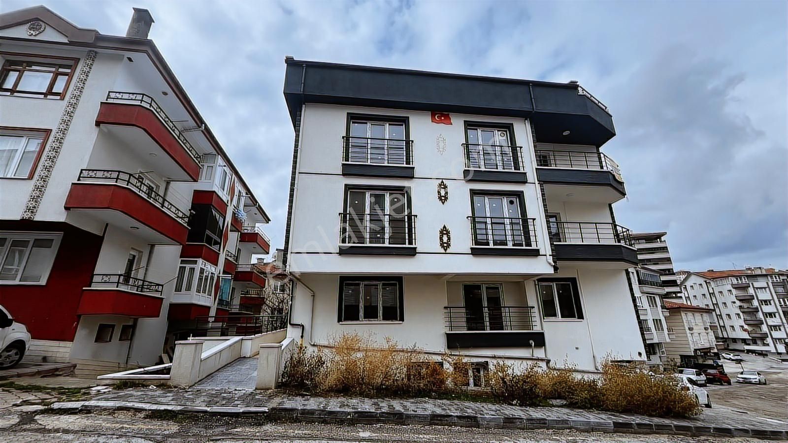 Zavian'dan Ankara Pursaklar'da Merkezi Konumda 3+1 Daire