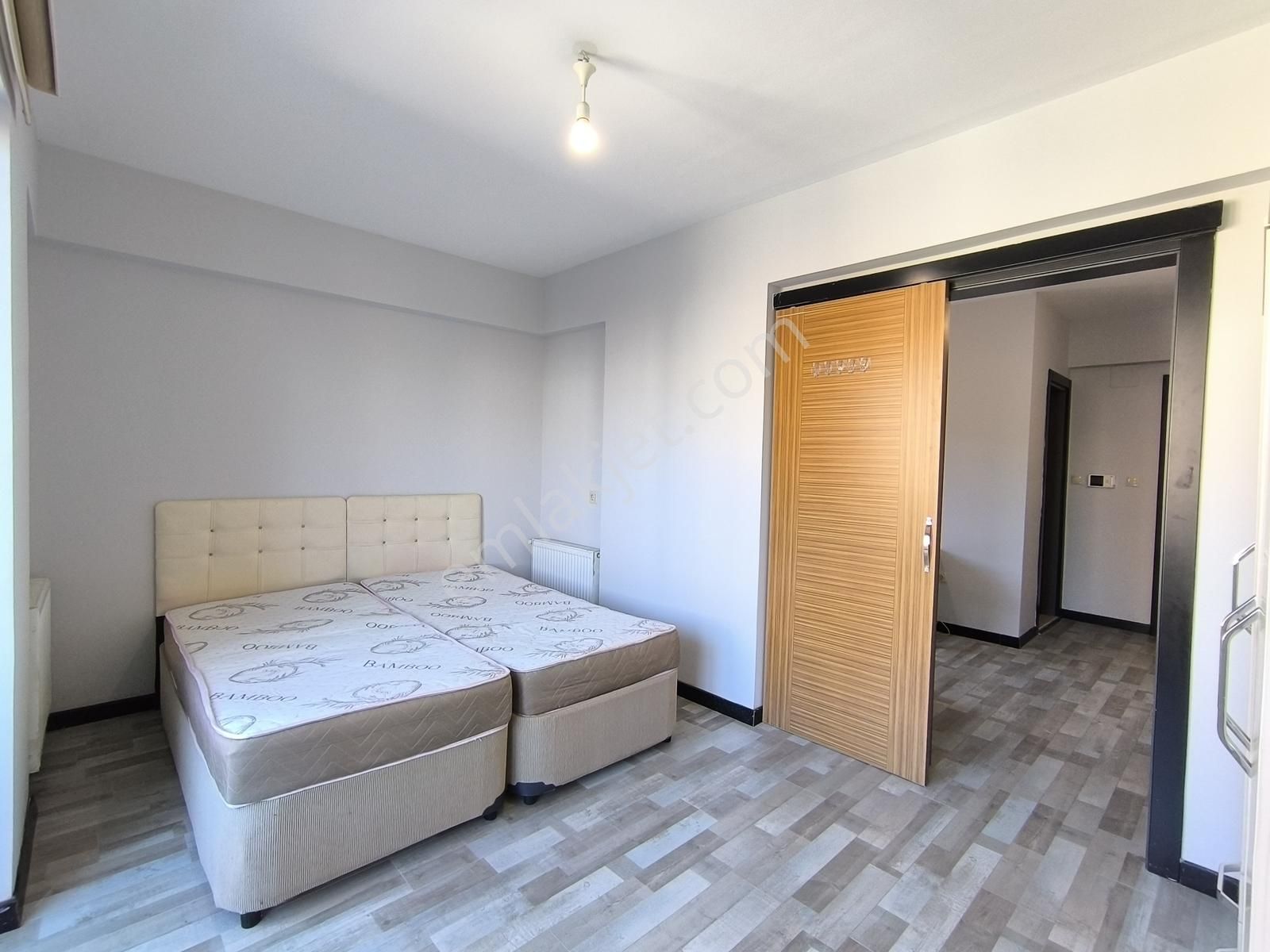 Cb Level'dan Şehir Merkezinde 1+1 Eşyalı Kiralık Daire - Görsel 23