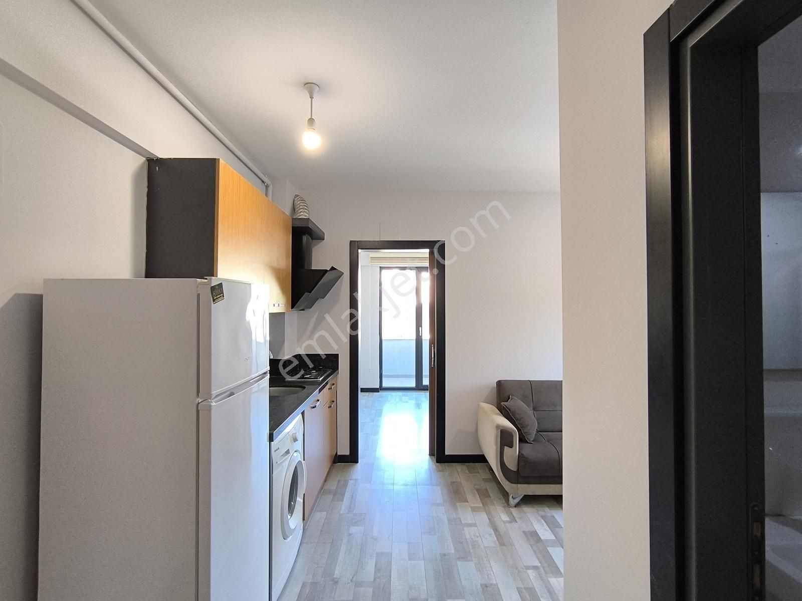 Cb Level'dan Şehir Merkezinde 1+1 Eşyalı Kiralık Daire - Görsel 11