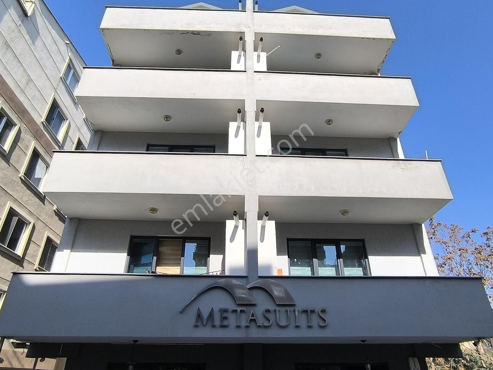 Cb Level'dan Şehir Merkezinde 1+1 Eşyalı Kiralık Daire