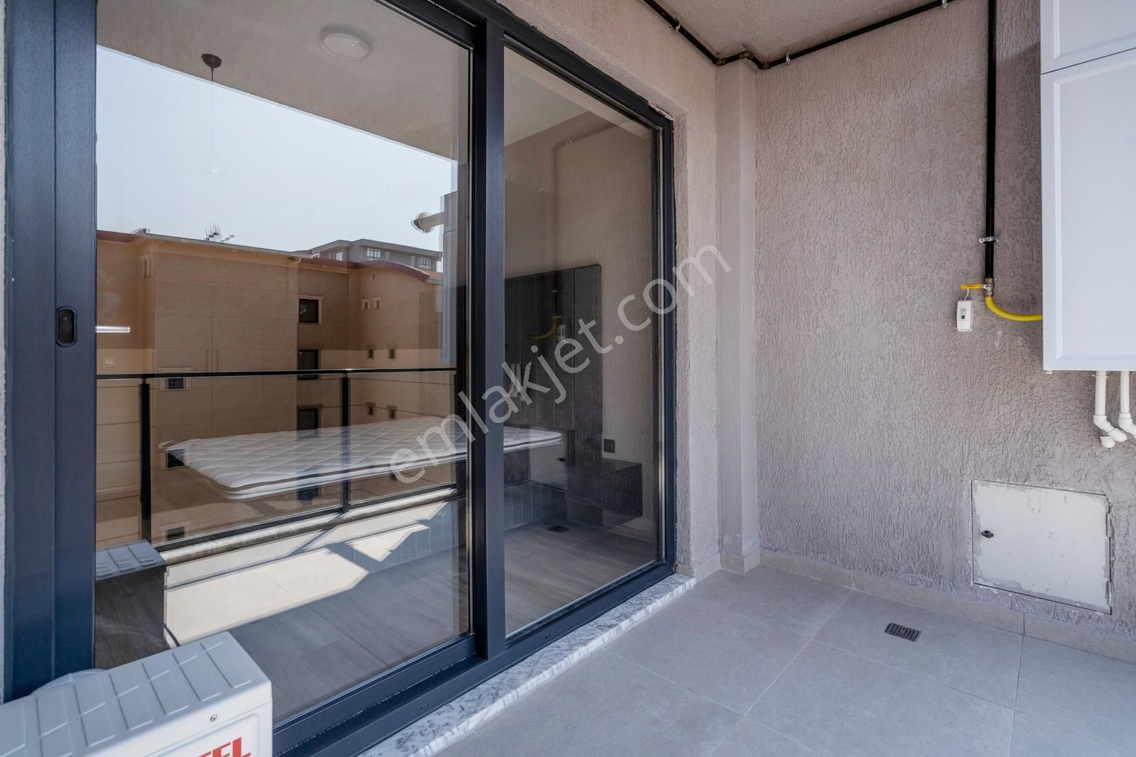 Cb Level'dan 23 Nisan Mah. Meva Projesi Lüks Eşyalı 1+1 Daire - Görsel 30