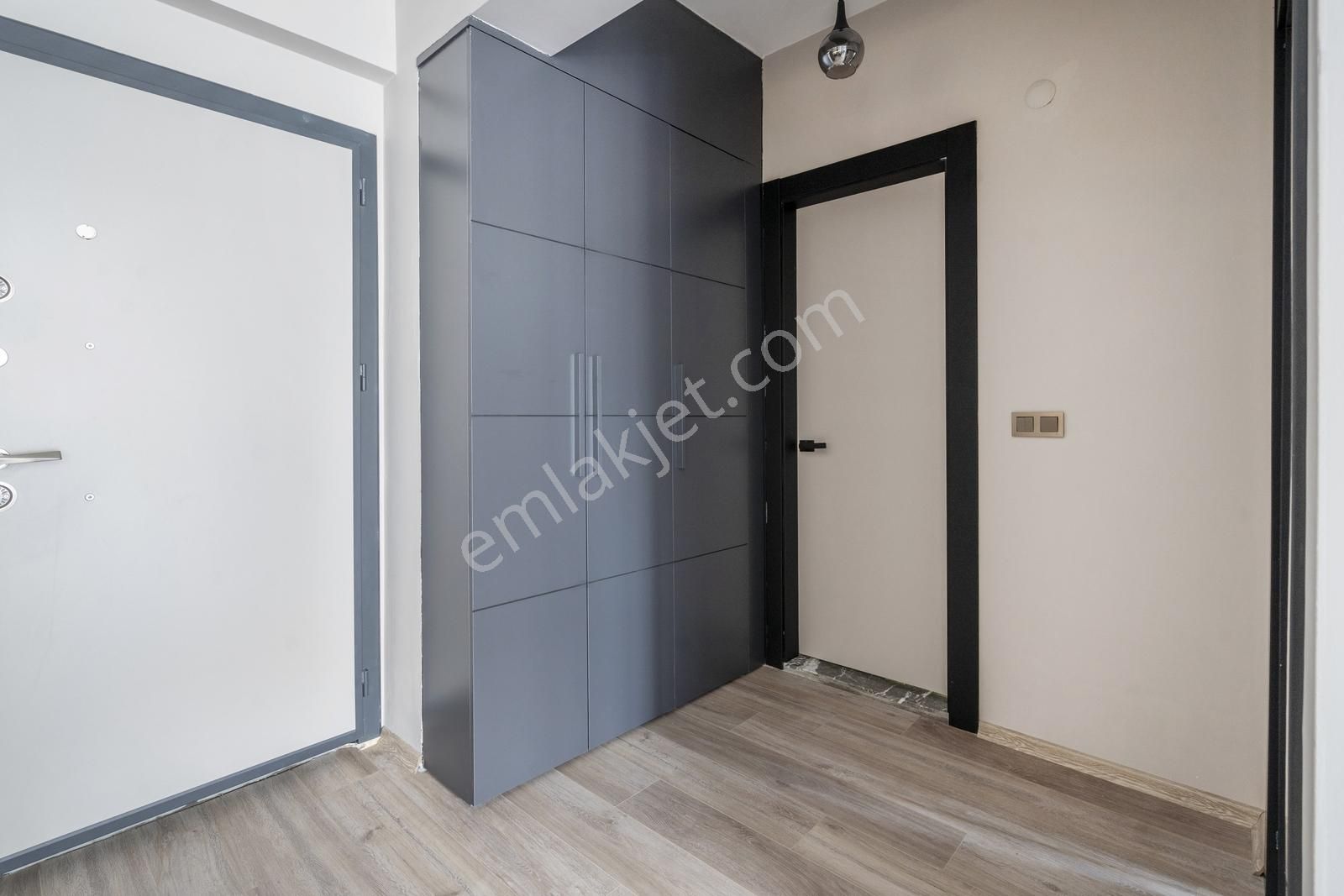 Cb Level'dan 23 Nisan Mah. Meva Projesi Lüks Eşyalı 1+1 Daire - Görsel 26