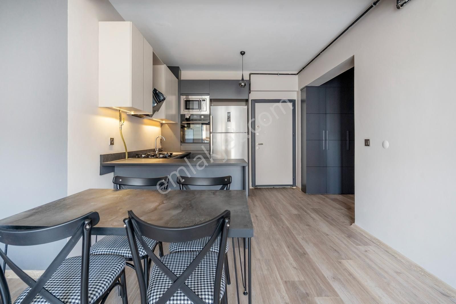 Cb Level'dan 23 Nisan Mah. Meva Projesi Lüks Eşyalı 1+1 Daire - Görsel 15