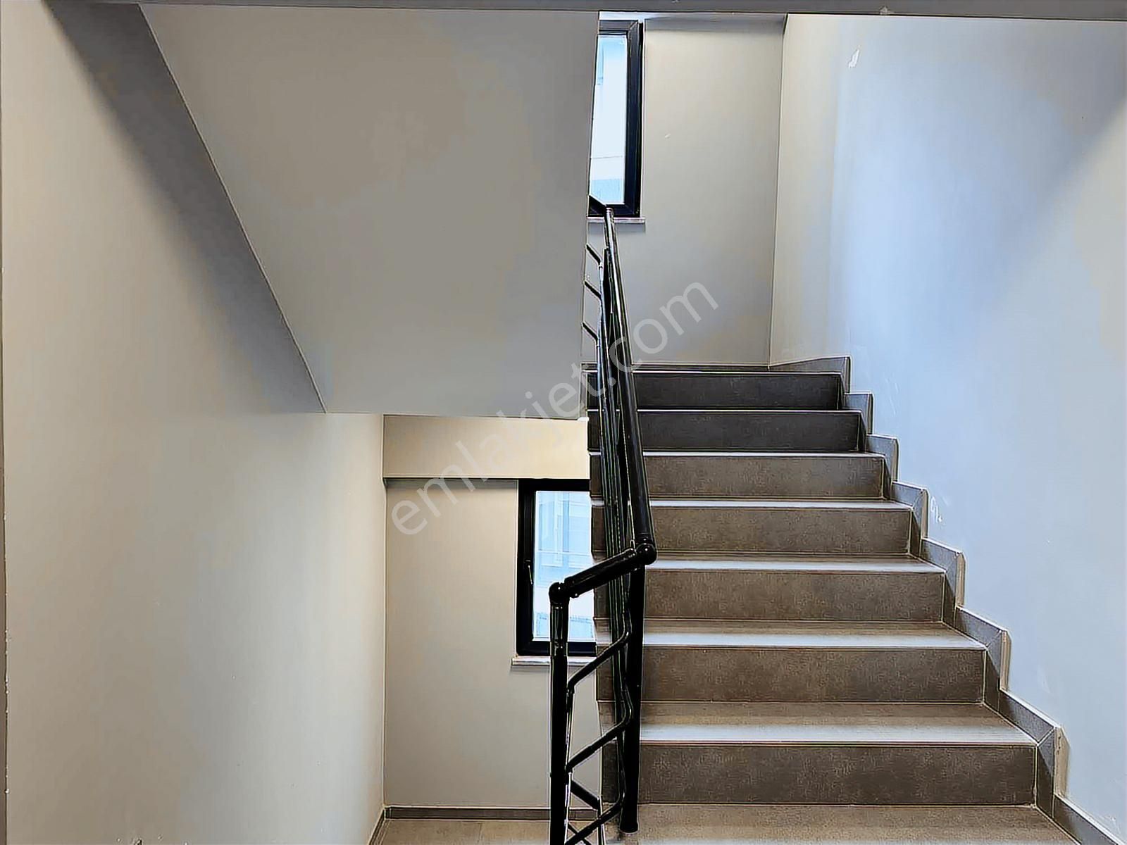 Cb Level'dan Brev Görükle 2'de 1+1 Eşyalı Arakat Satılık Daire - Görsel 8